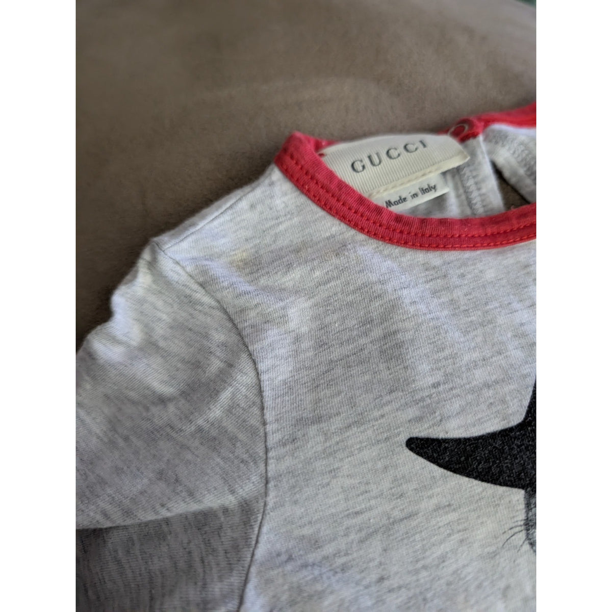 Gucci Baby Footed Sleeper 3-6M Gray Cat Sailor Fish Graphic Pajamas. Made Italy