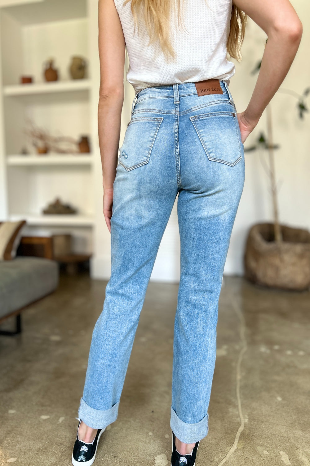 Judy Blue, Distressed Straight Jeans. Inseam 29" - Scarlett's Riverside Boutique