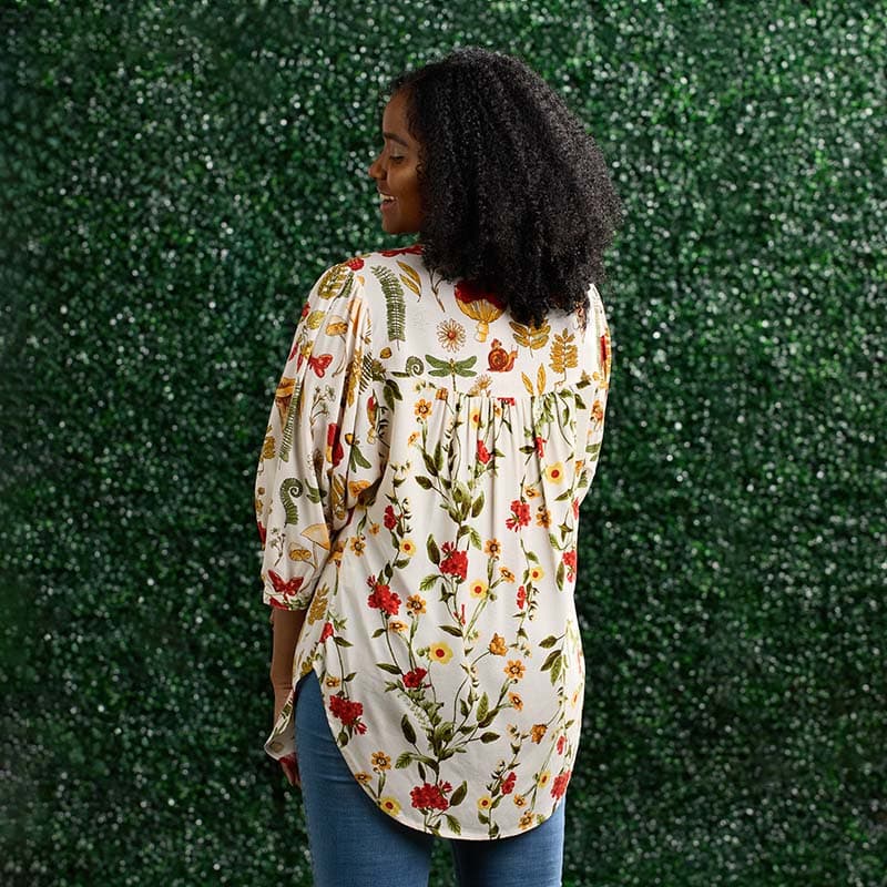 Garden print top, 2xl. RS 83 - Scarlett's Riverside Boutique