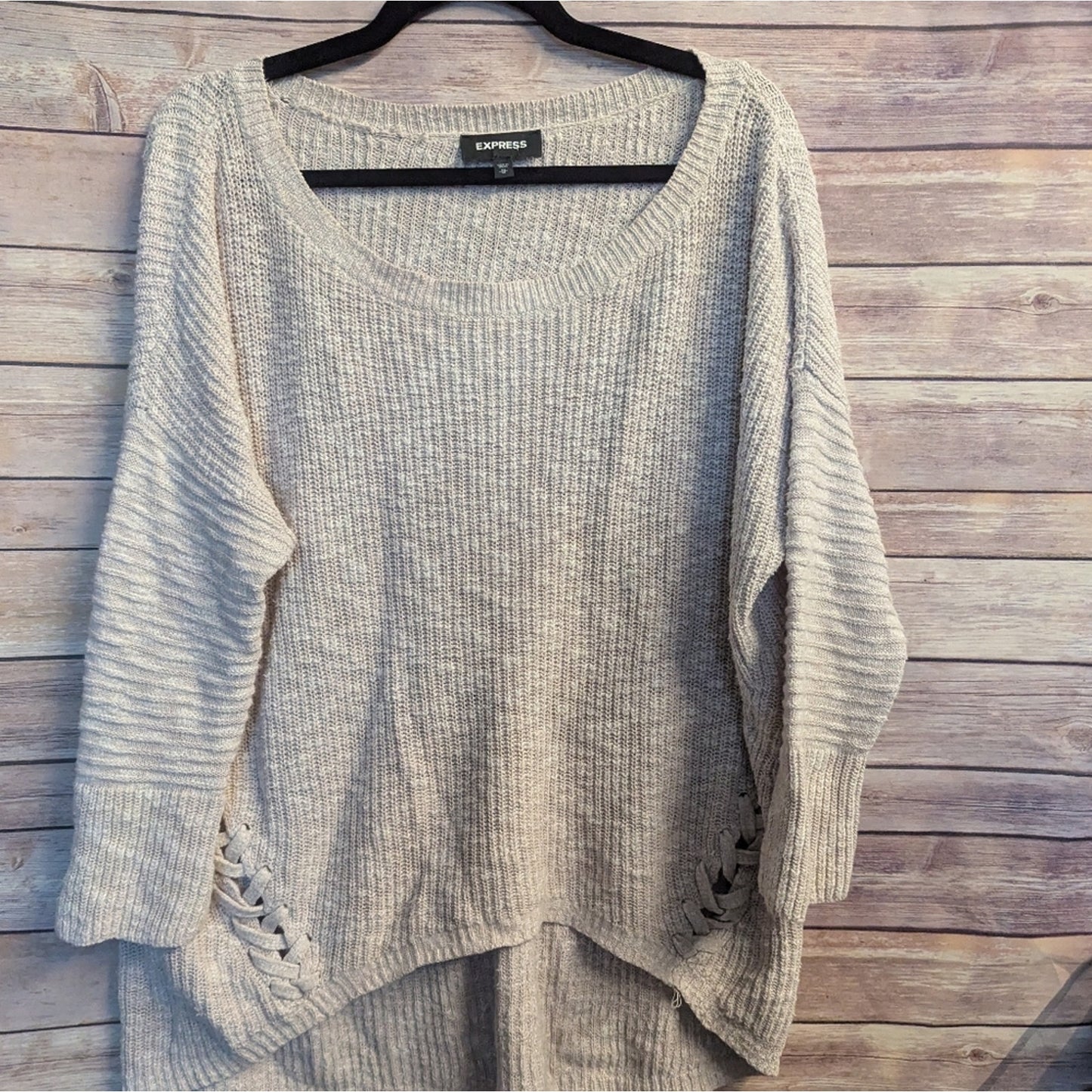 100% Cotton Express Braid Accent 3/4 Sleeve Sweater. OS Medium