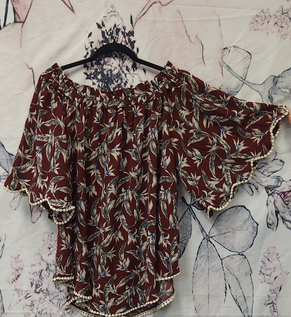 Maroon Floral Leaf Blouse - Scarlett's Riverside Boutique