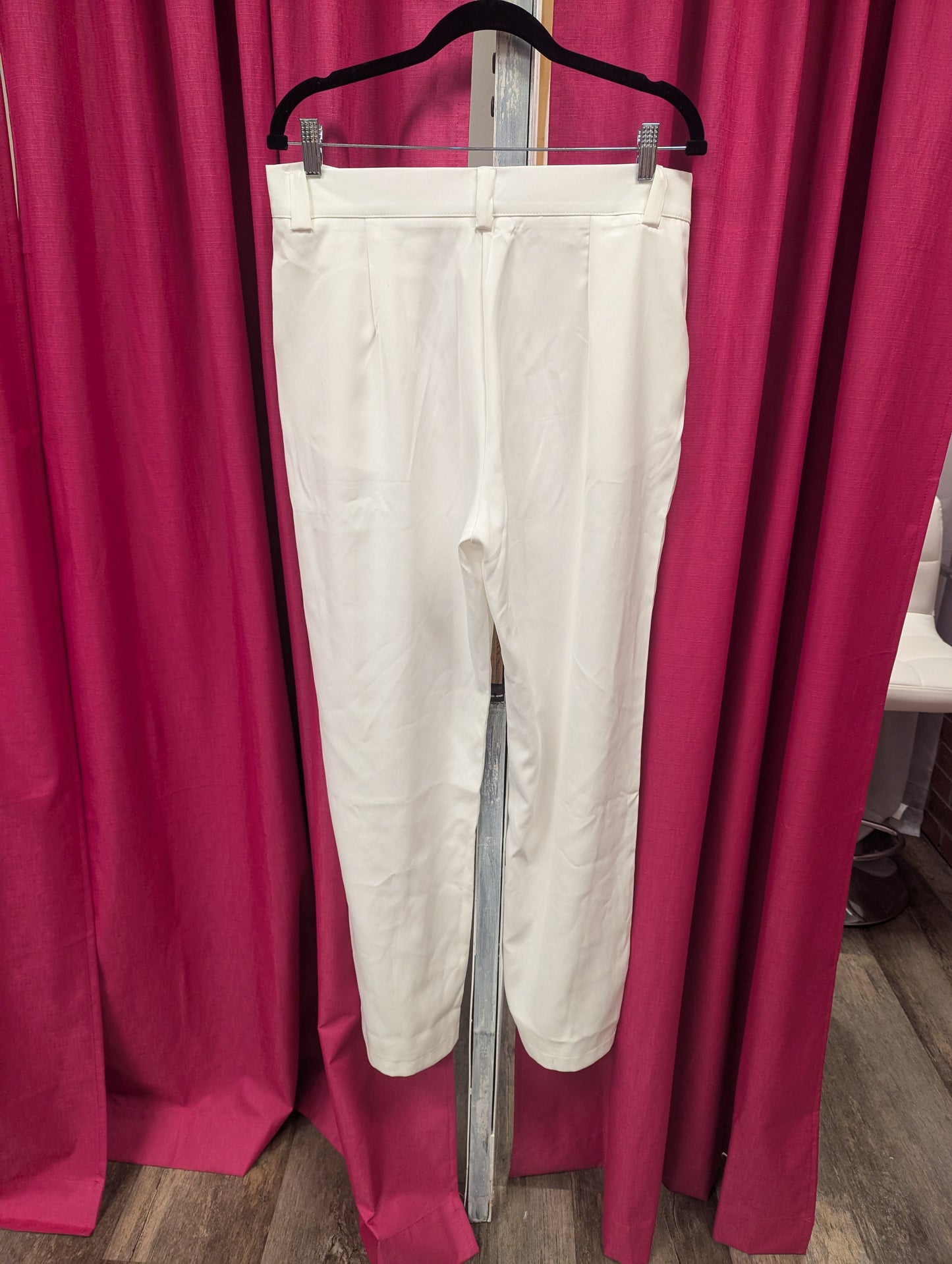 RS 26 white dress pants, XL - Scarlett's Riverside Boutique