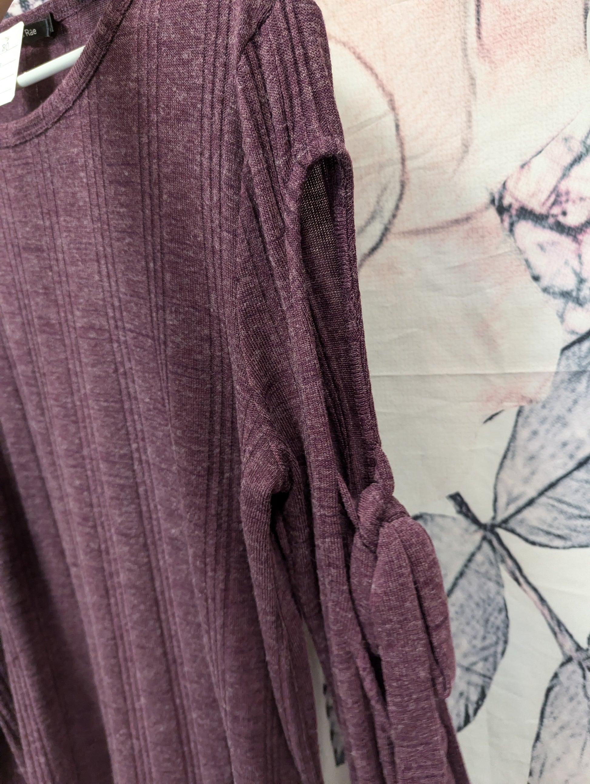 Doe & Rae purple long sleeve top. Size S. RS 80 - Scarlett's Riverside Boutique