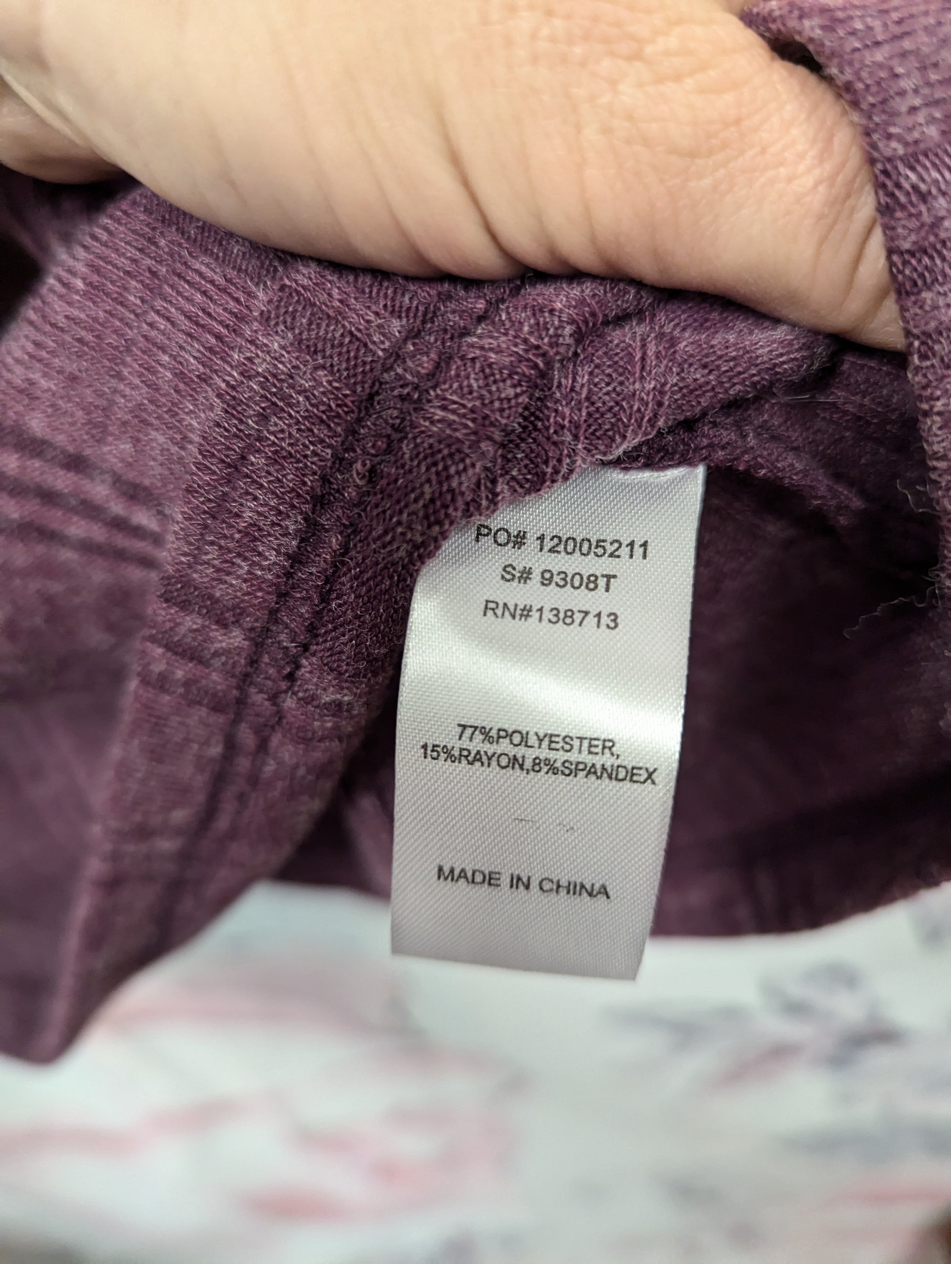 Doe & Rae purple long sleeve top. Size S. RS 80 - Scarlett's Riverside Boutique