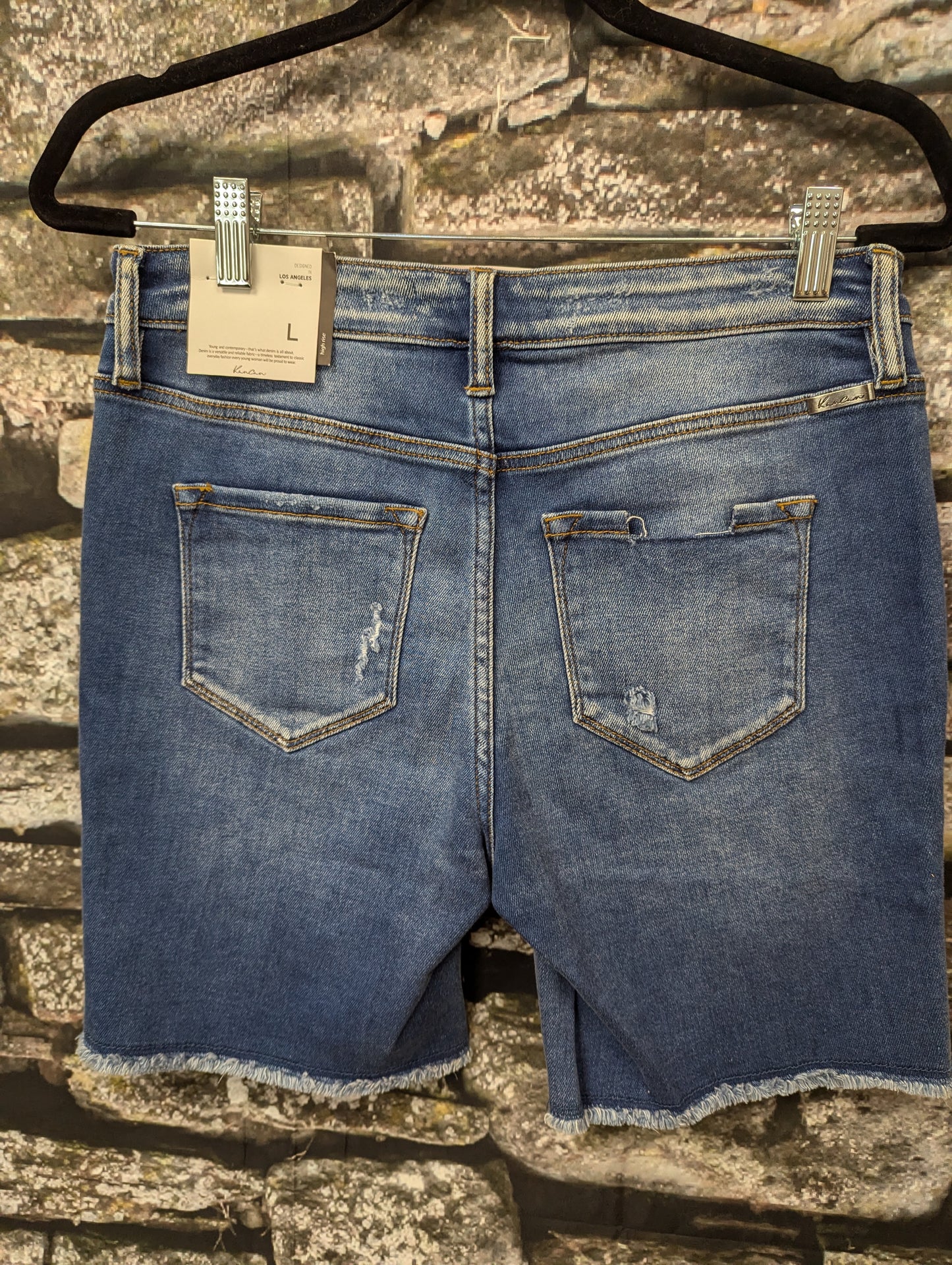 Kancan bermuda shorts. Size L - Scarlett's Riverside Boutique