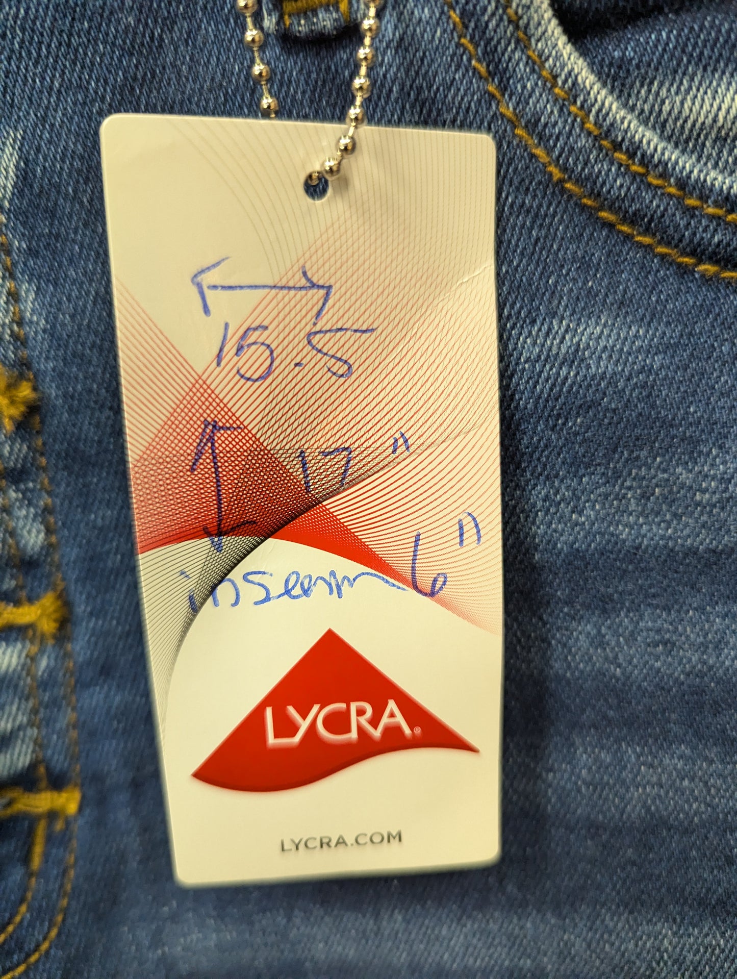 Kancan bermuda shorts. Size L - Scarlett's Riverside Boutique