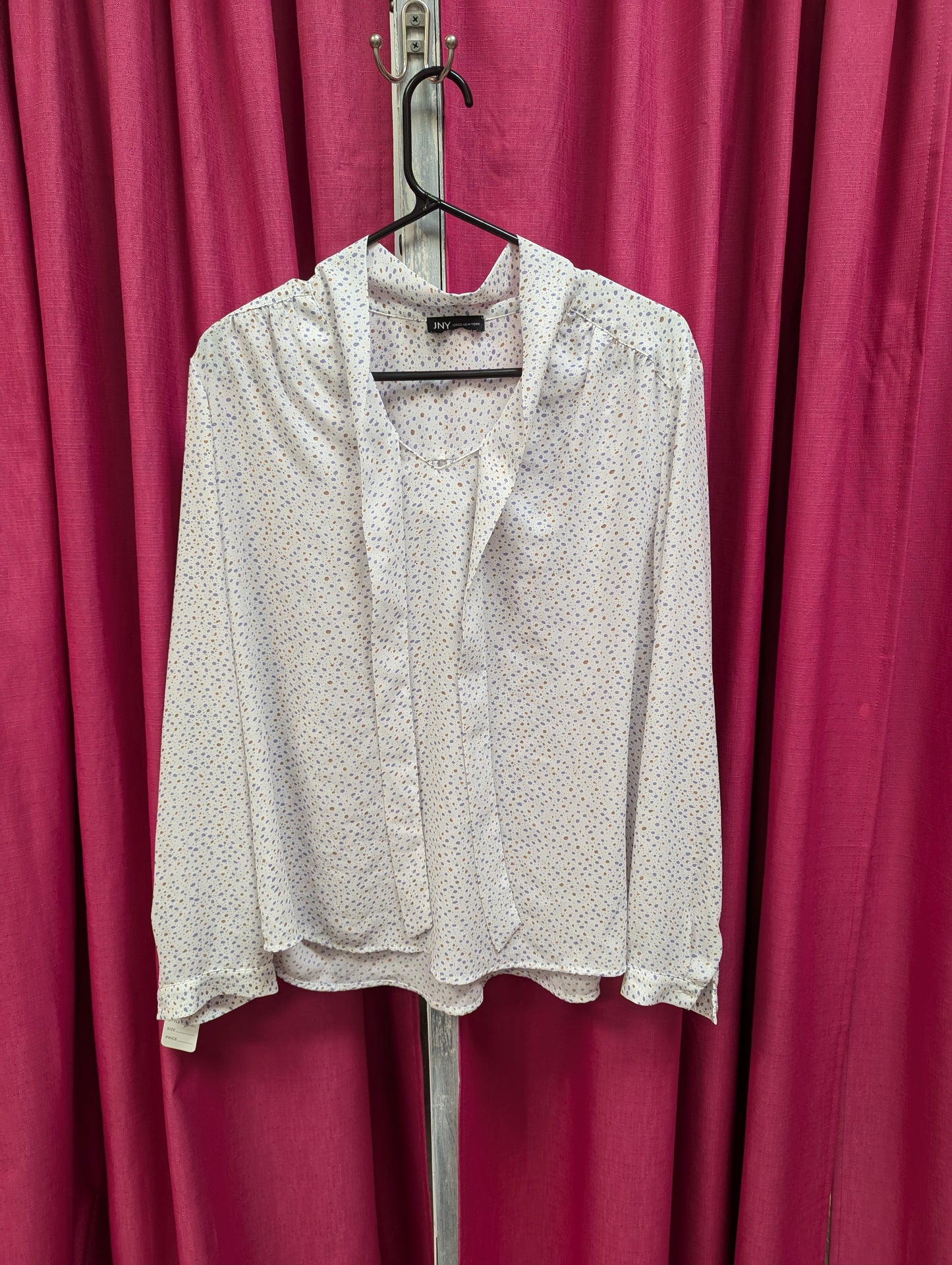 JNY white long sleeve dot top. Size L. RS 63 - Scarlett's Riverside Boutique