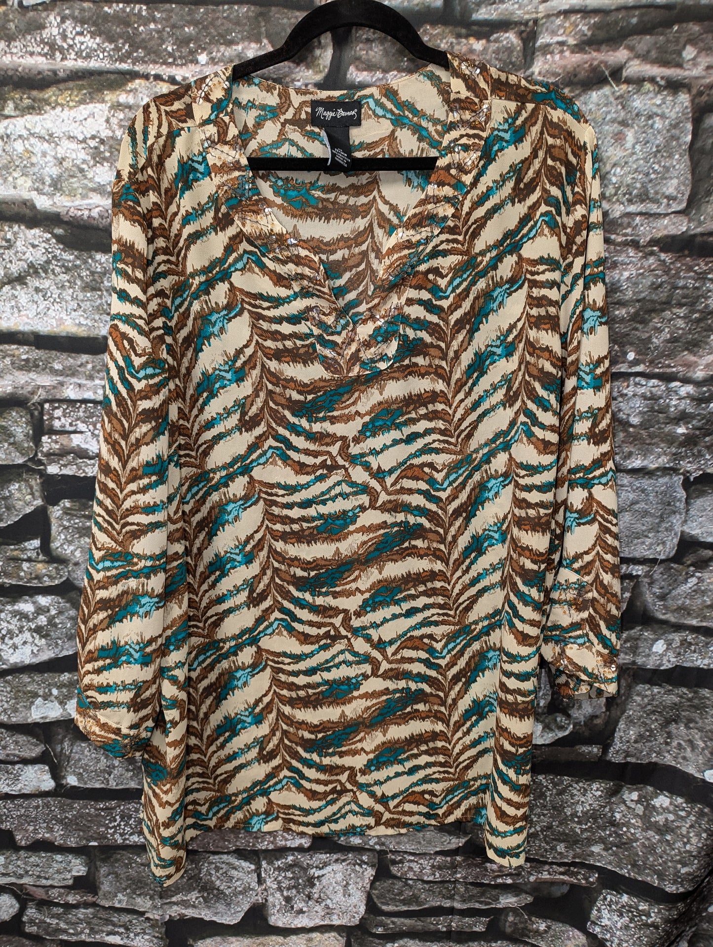 Maggie's Barnes 2xl printed top. - Scarlett's Riverside Boutique