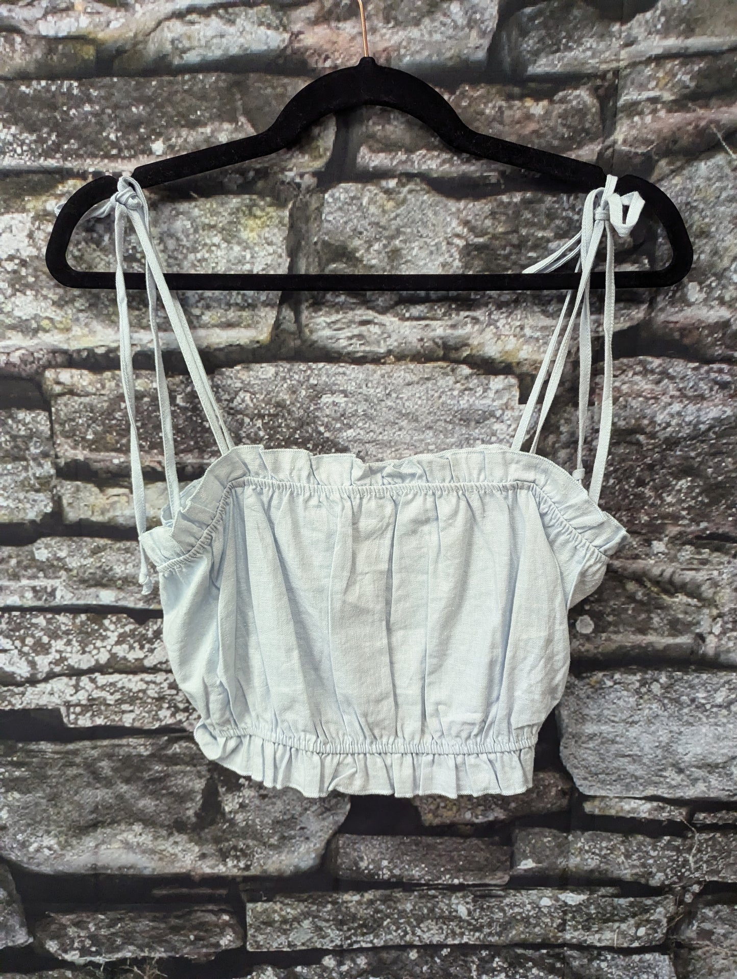 Baby blue crop top. Size M - Scarlett's Riverside Boutique