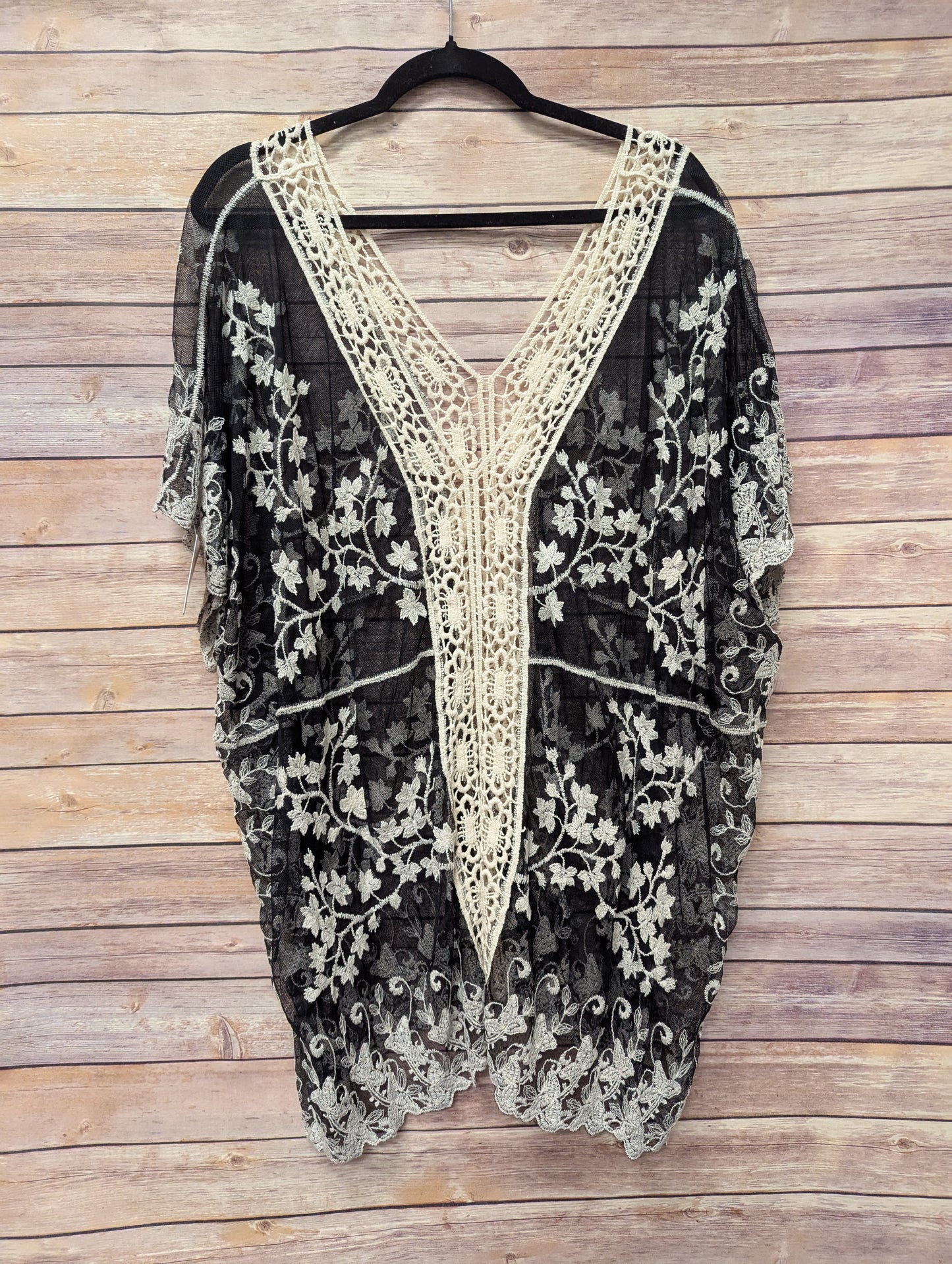 Lace, embroidered, crochet kimono. OS