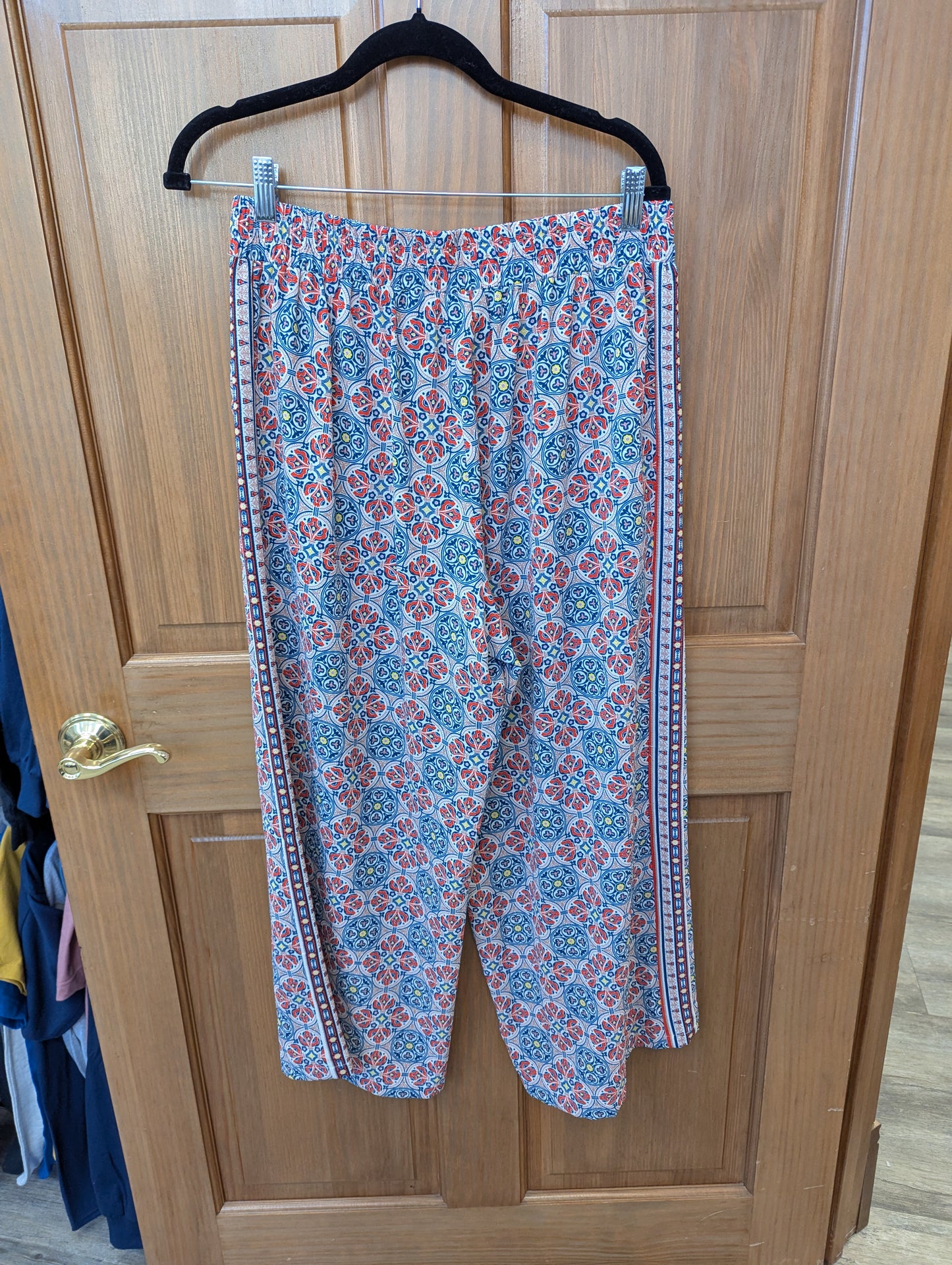 Max studio boho pants. Size L. RS 63