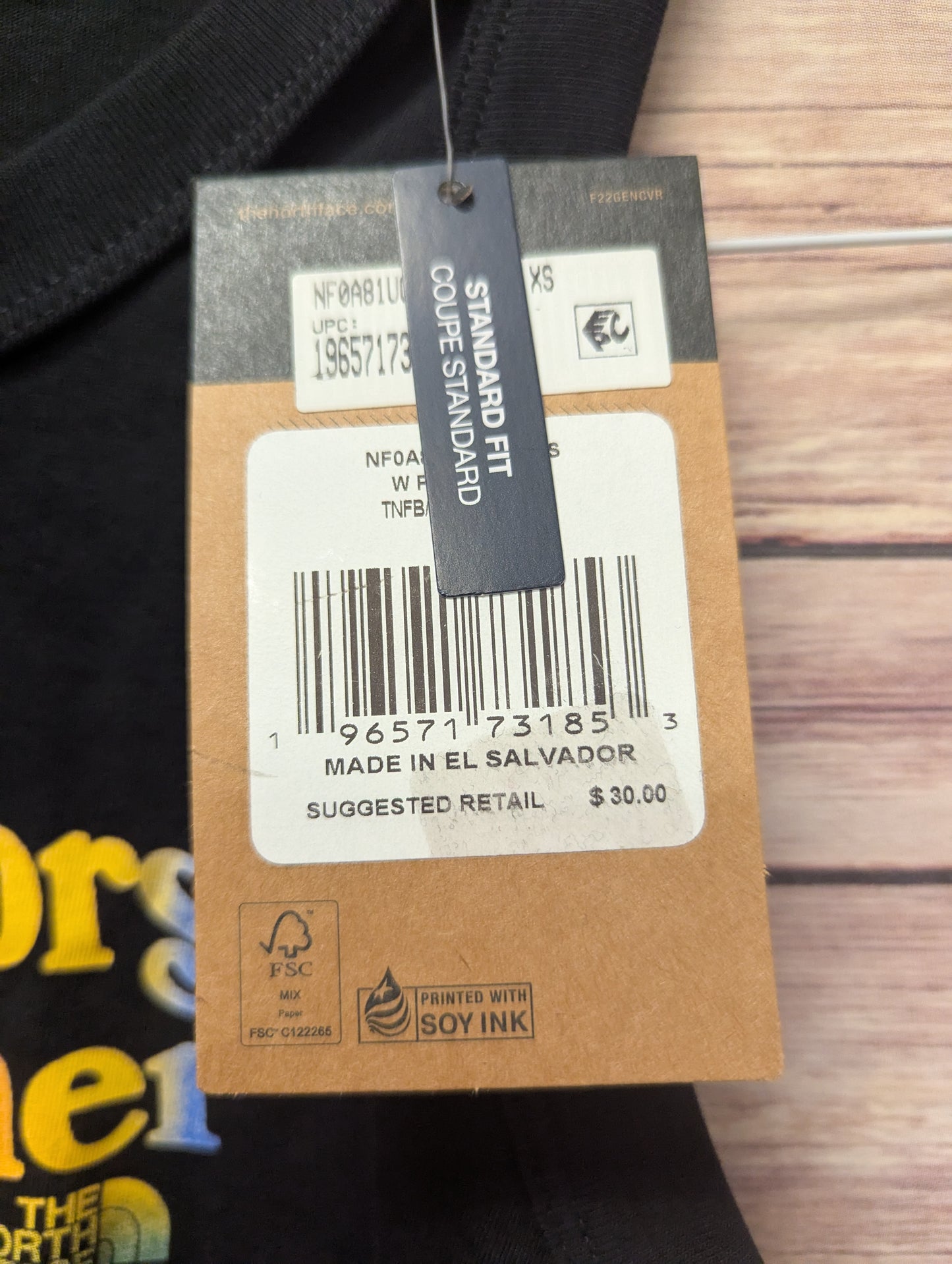 The North face, 100% cotton crop top.Size XS 97