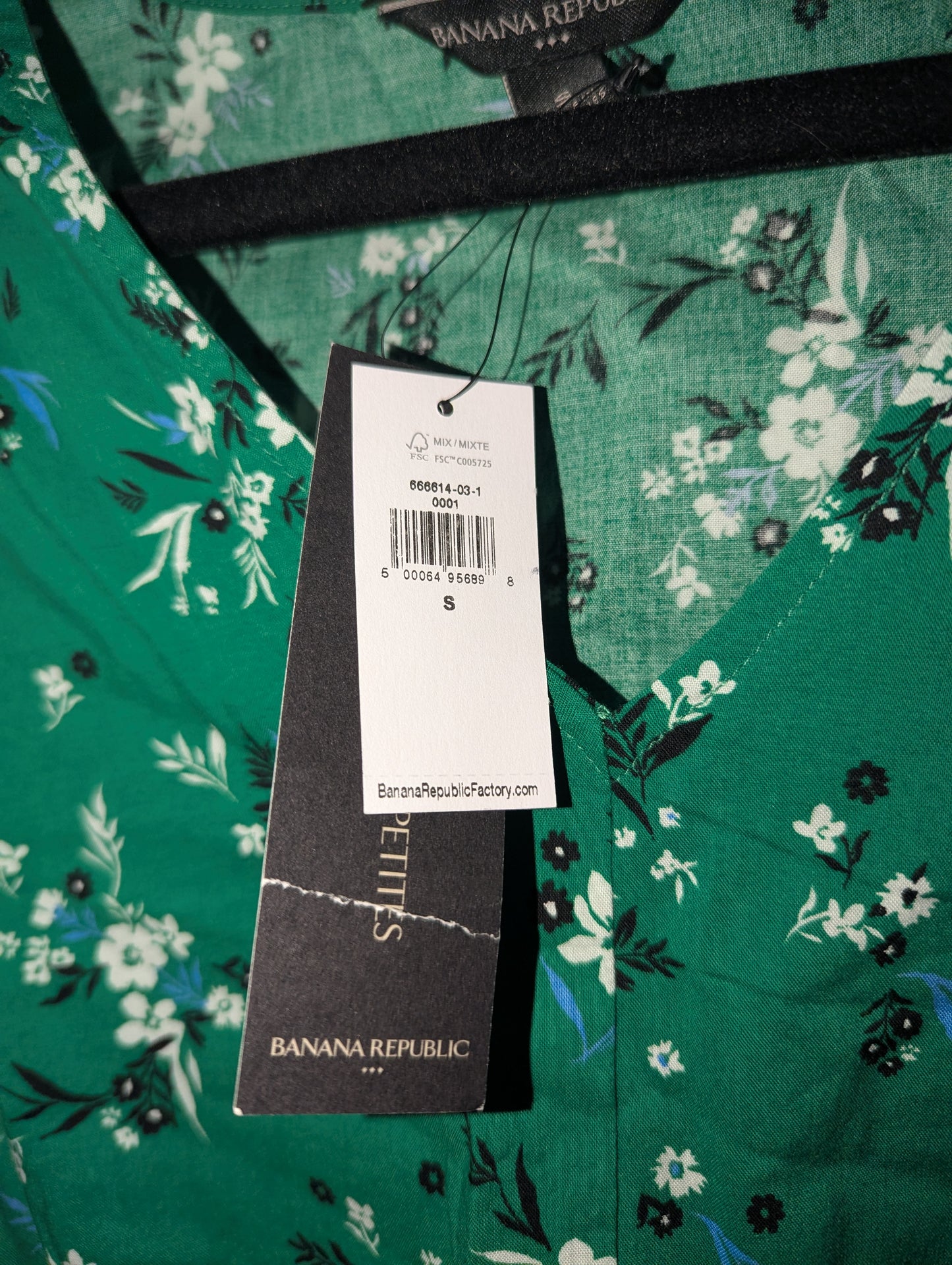 NWTs, Banana Republic green floral dress. Size S.
