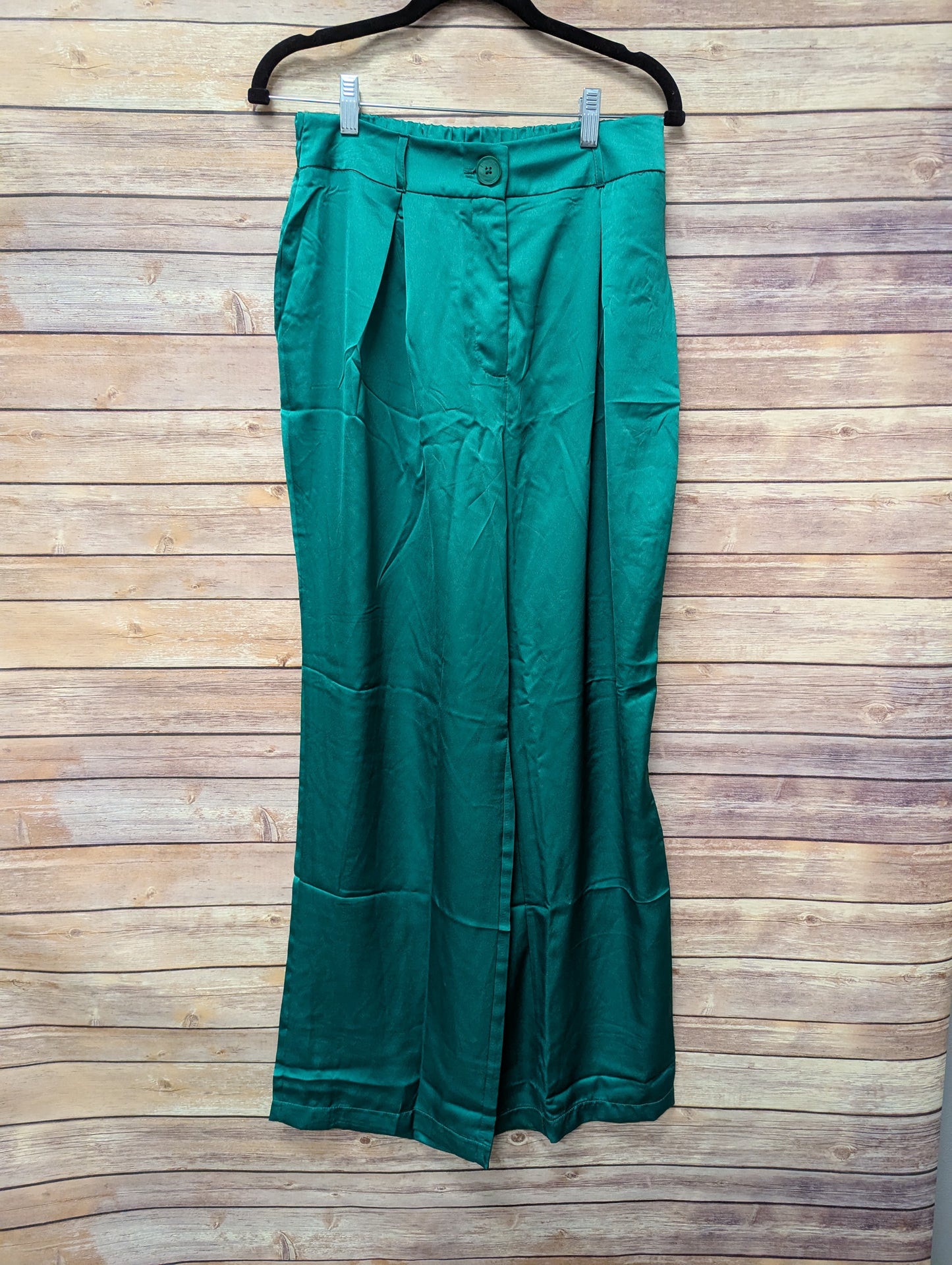 Haute Monde green silk trousers. Size L.