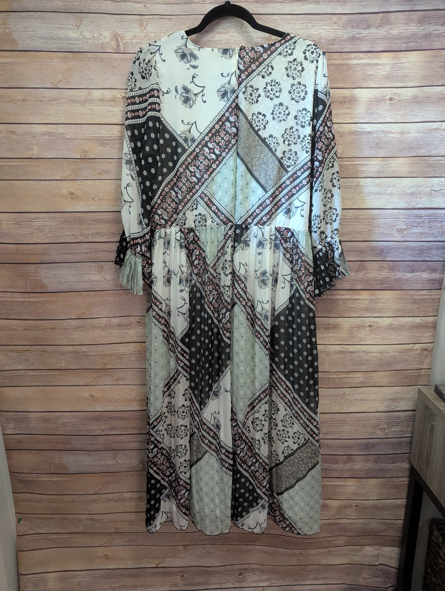 Elegant Patchwork Midi Dress By Cato Sz L