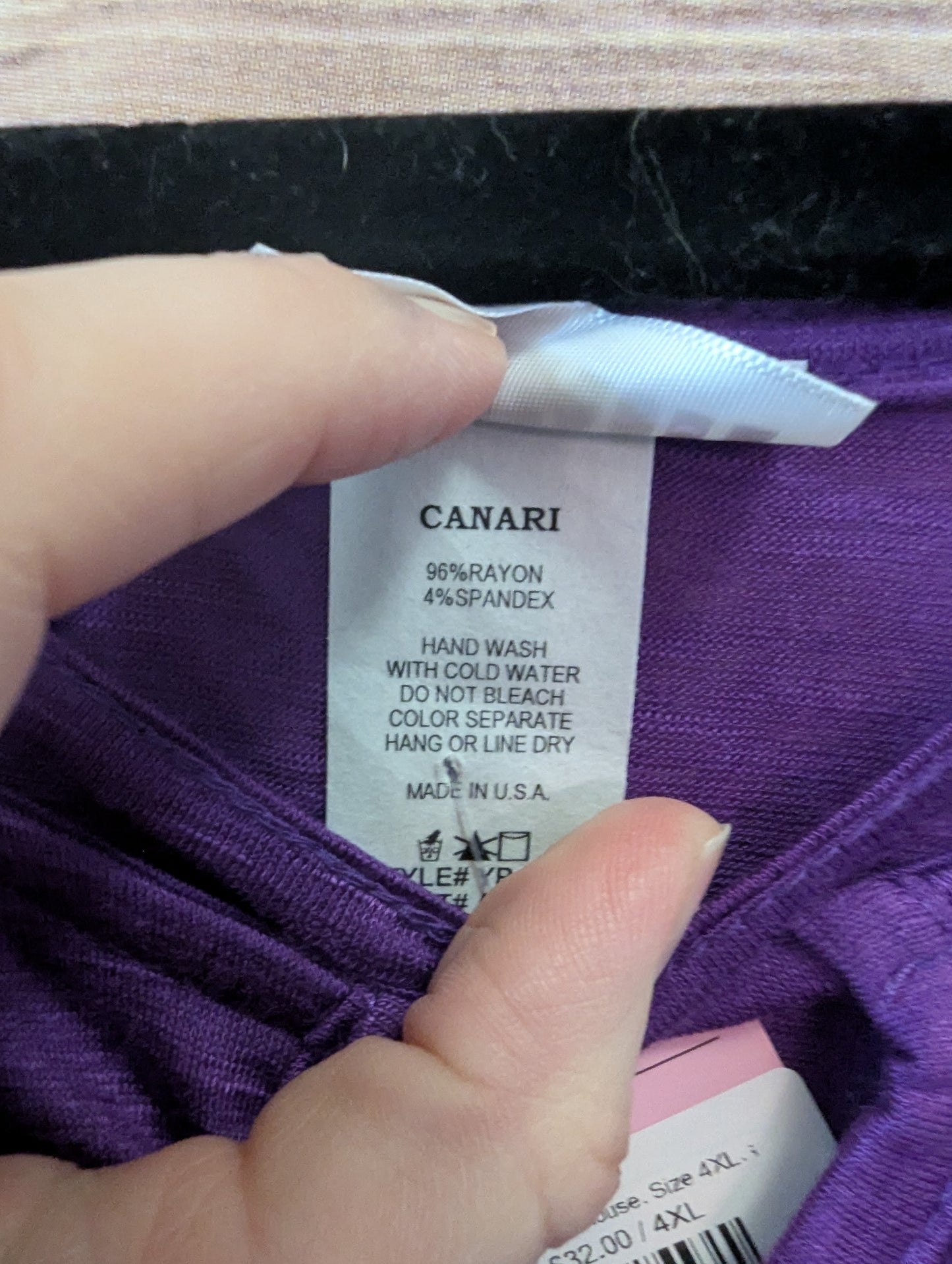 NWTs, 4xl Canari Women's Purple Top.