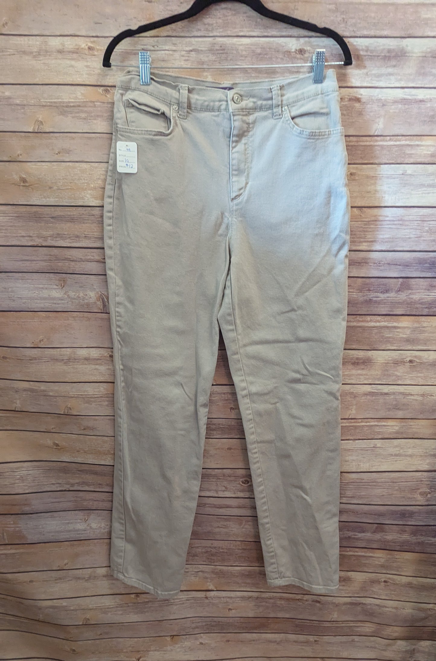 Gloria Vanderbilt Beige Amanda Jeans. Sz 30/31