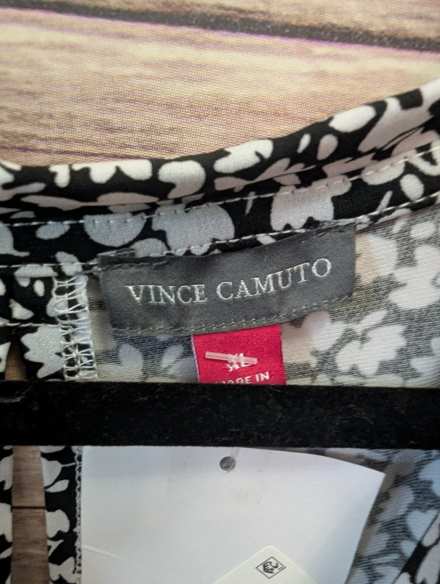 Vince Camuto Floral Crewneck Split Back Keyhole Tank Top. Sz XL #97