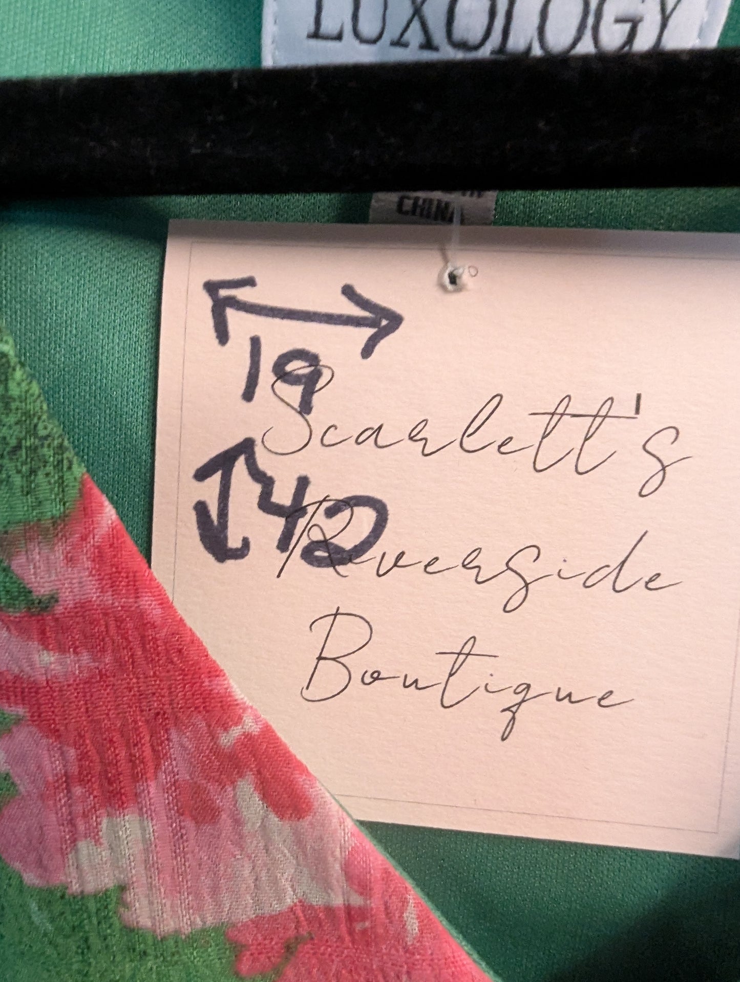 NWTs Floral midi dress sz M