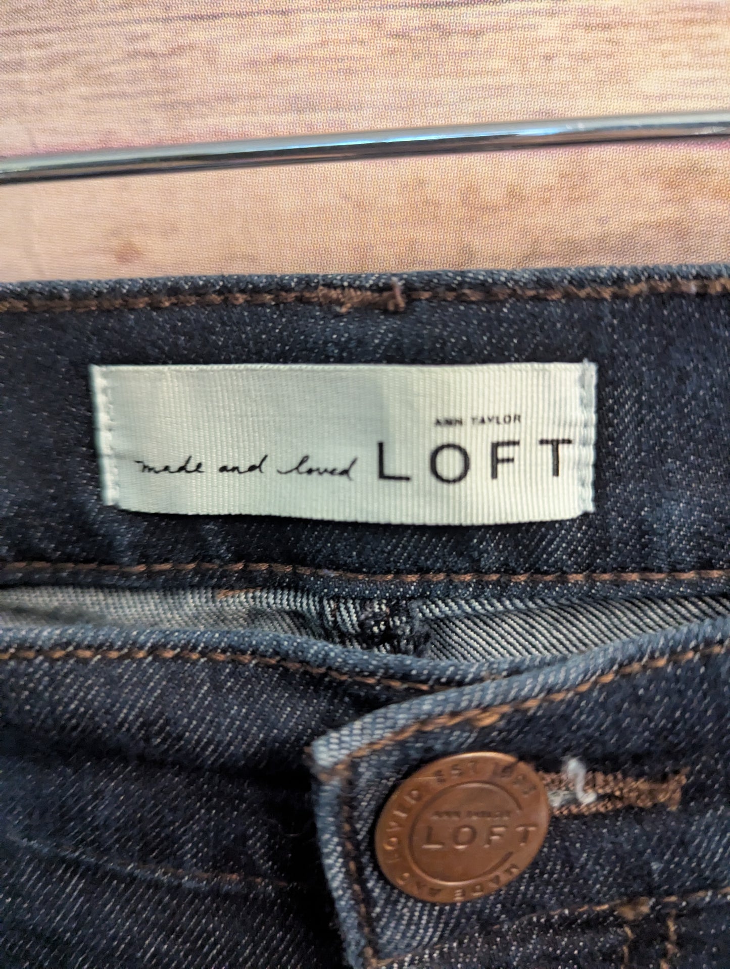 LOFT Dark Wash Skinny Jeans | Size 28