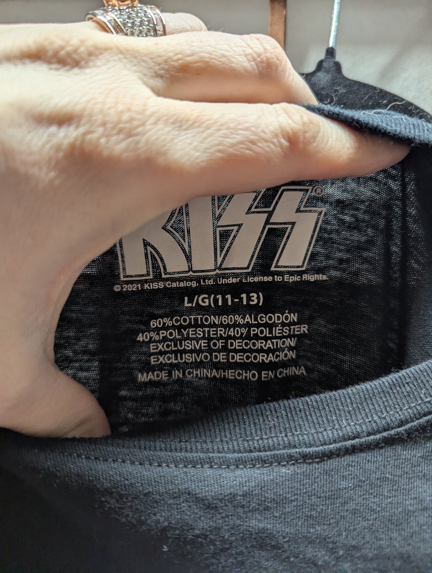 KISS Graphic Band Tee Size L Black Floral Logo Rock T-Shirt #B36