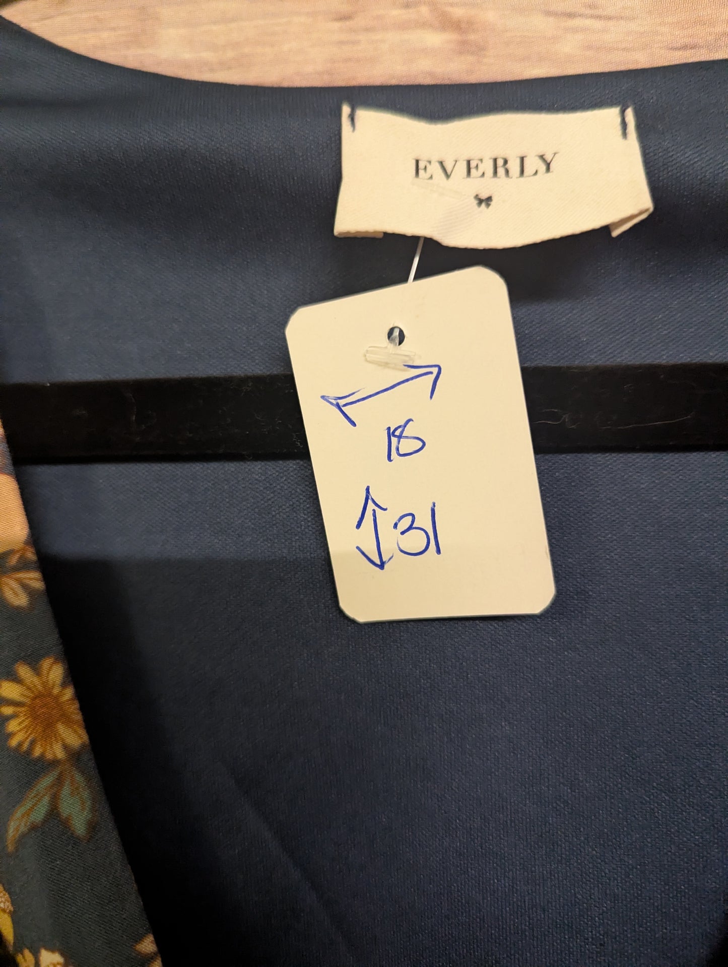 Everly Floral Long Sleeve, Size. M Teal Rust Boho Surplice V Neck Dress C7