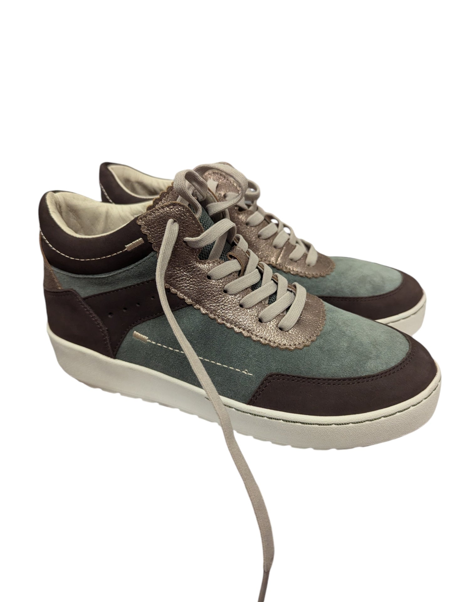 Jambu high top sneakers, size 6.5 RS 80 - Scarlett's Riverside Boutique