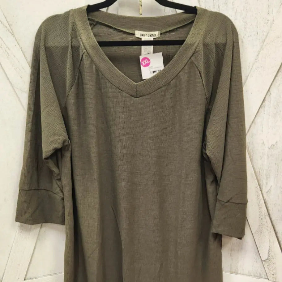 Vera Olive Half Sleeve Top - Scarlett's Riverside Boutique
