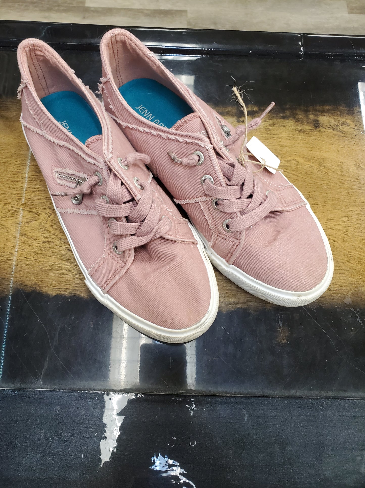 Jenn Ardor Sport Shoes Size 9 RS 91 - Scarlett's Riverside Boutique