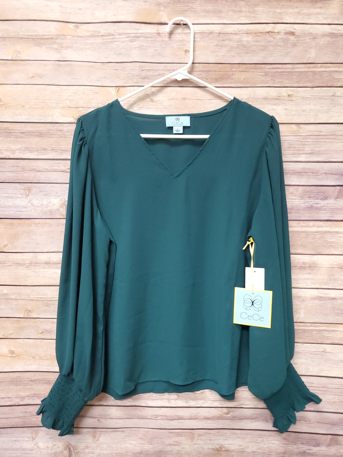 CeCe Emerald Green Long Sleeve Blouse. Size L. NWT. #97