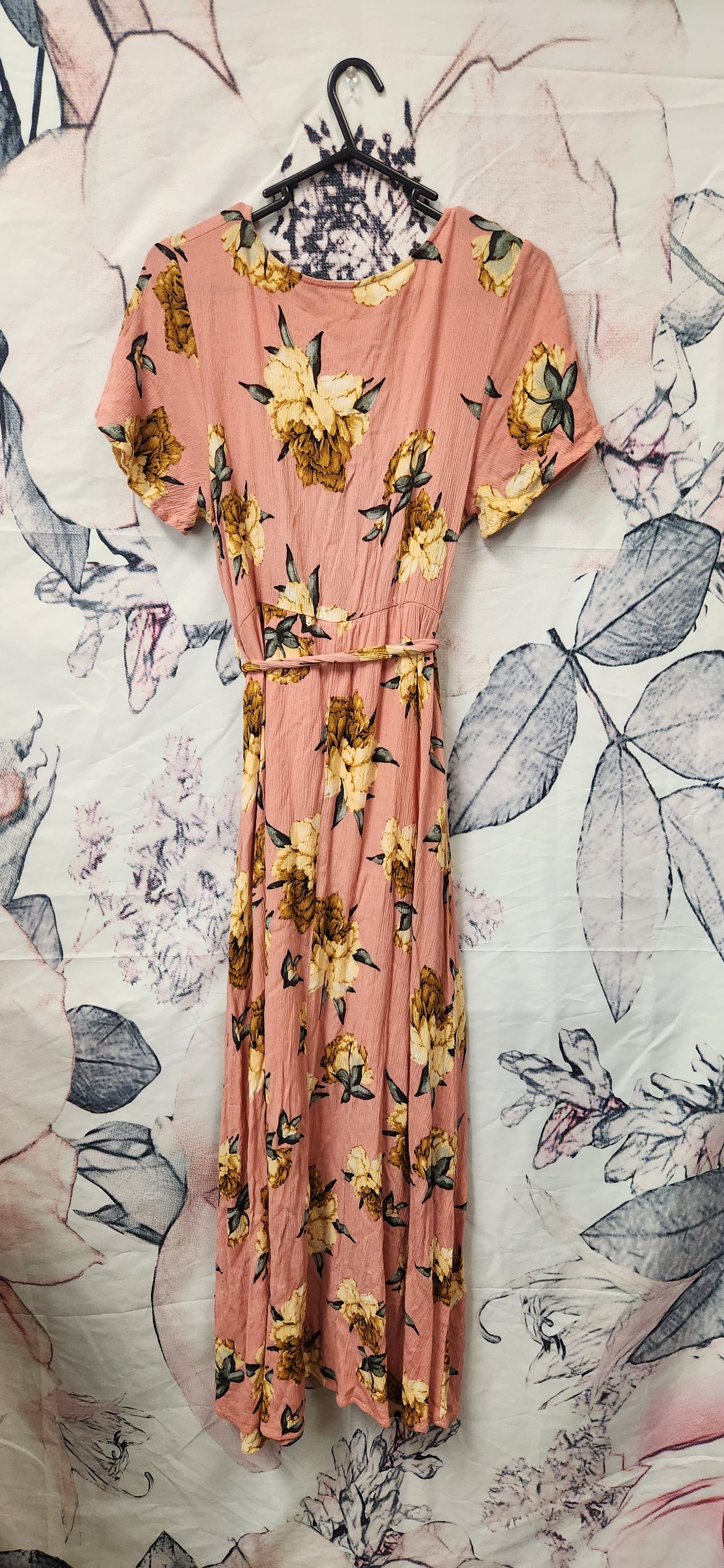 Pink Floral Maxi, size L. RS 29 - Scarlett's Riverside Boutique