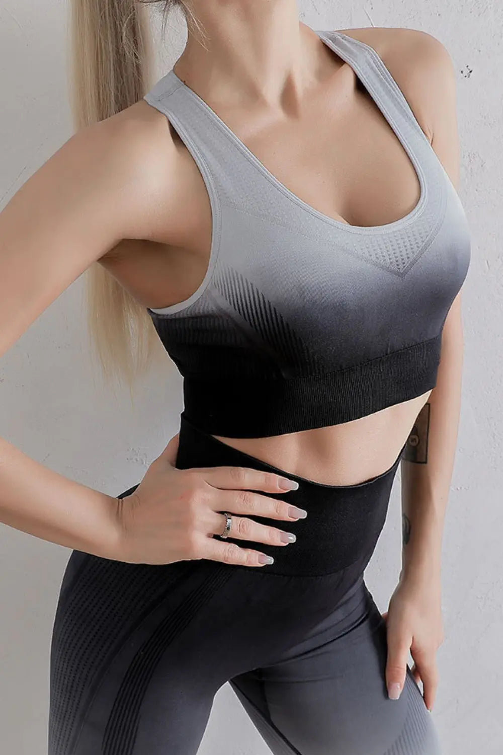 Gradient Sports Bra and Leggings Set - Scarlett's Riverside Boutique