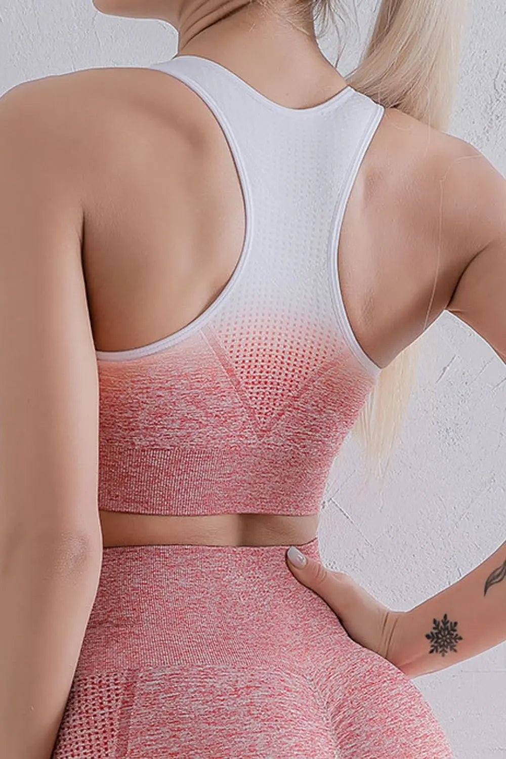 Gradient Sports Bra and Leggings Set - Scarlett's Riverside Boutique