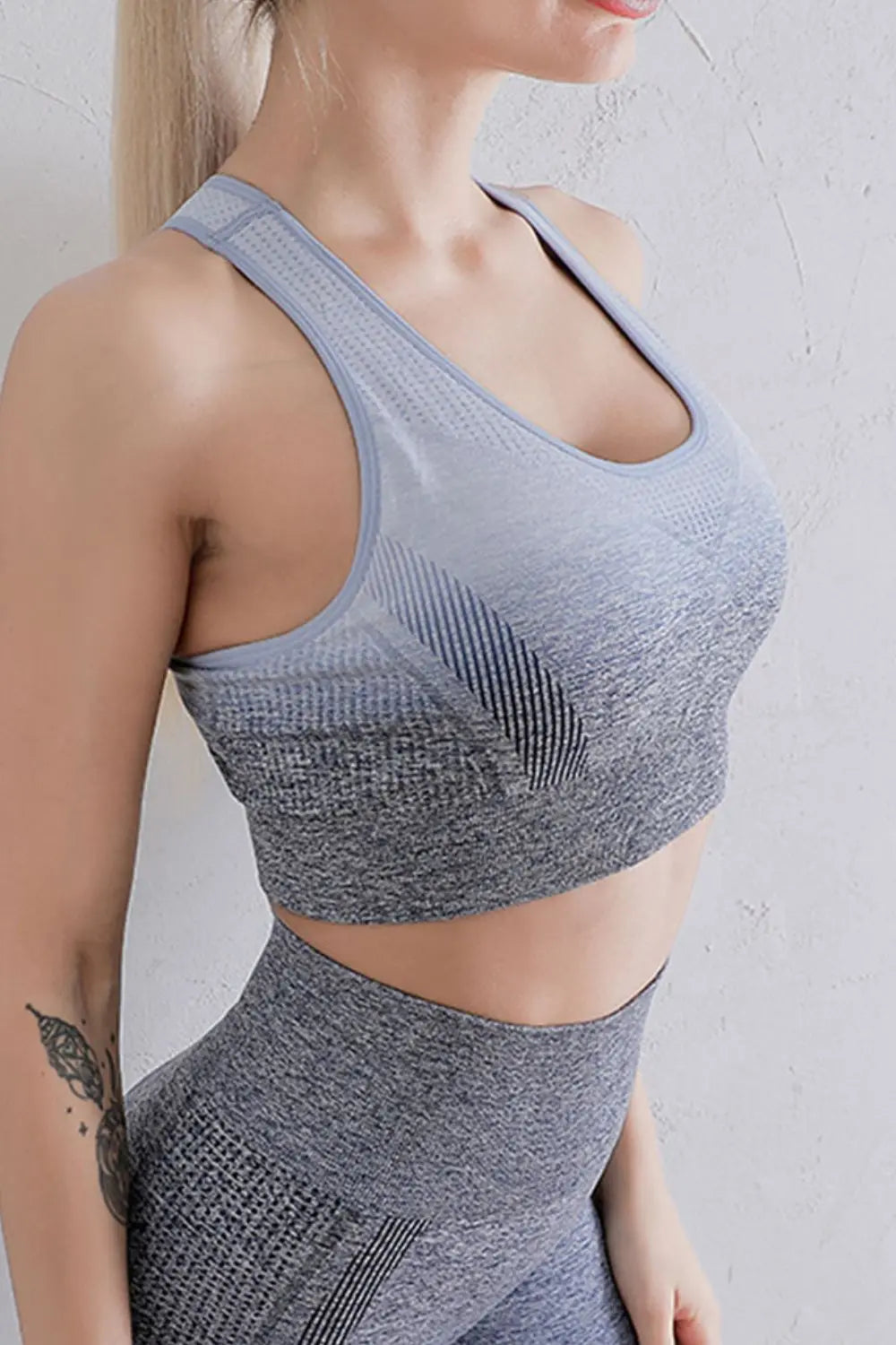 Gradient Sports Bra and Leggings Set - Scarlett's Riverside Boutique