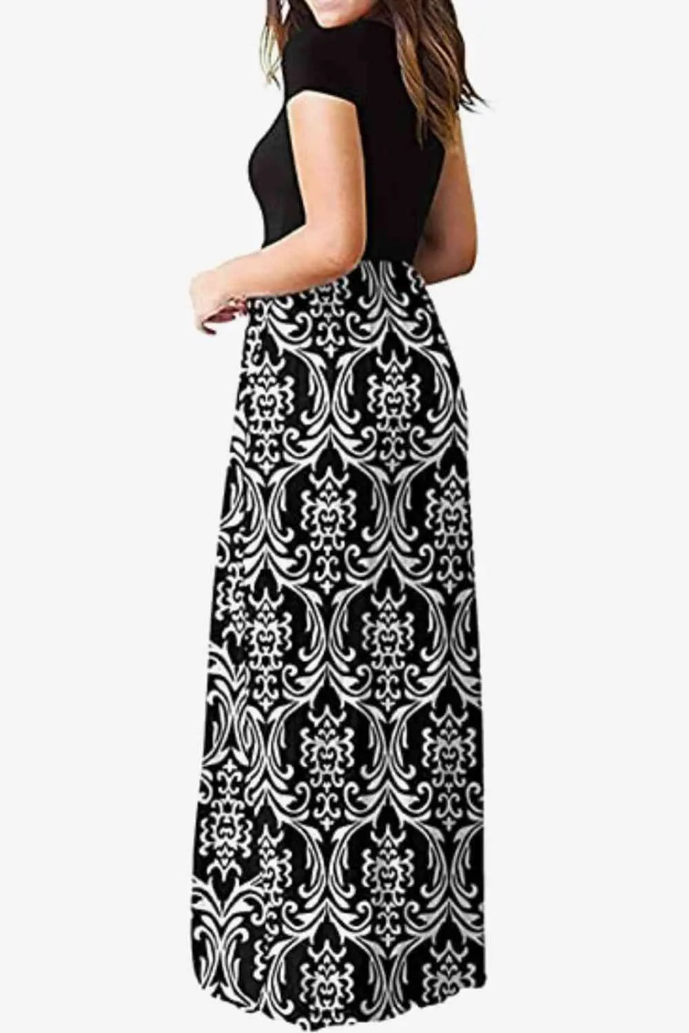 Full Size Printed Round Neck Short Sleeve Dress with Pockets - Scarlett's Riverside Boutique