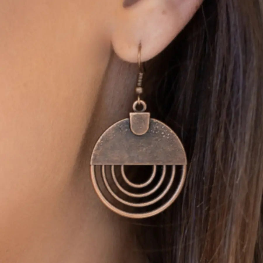Cindi Vintage Dangles - Scarlett's Riverside Boutique