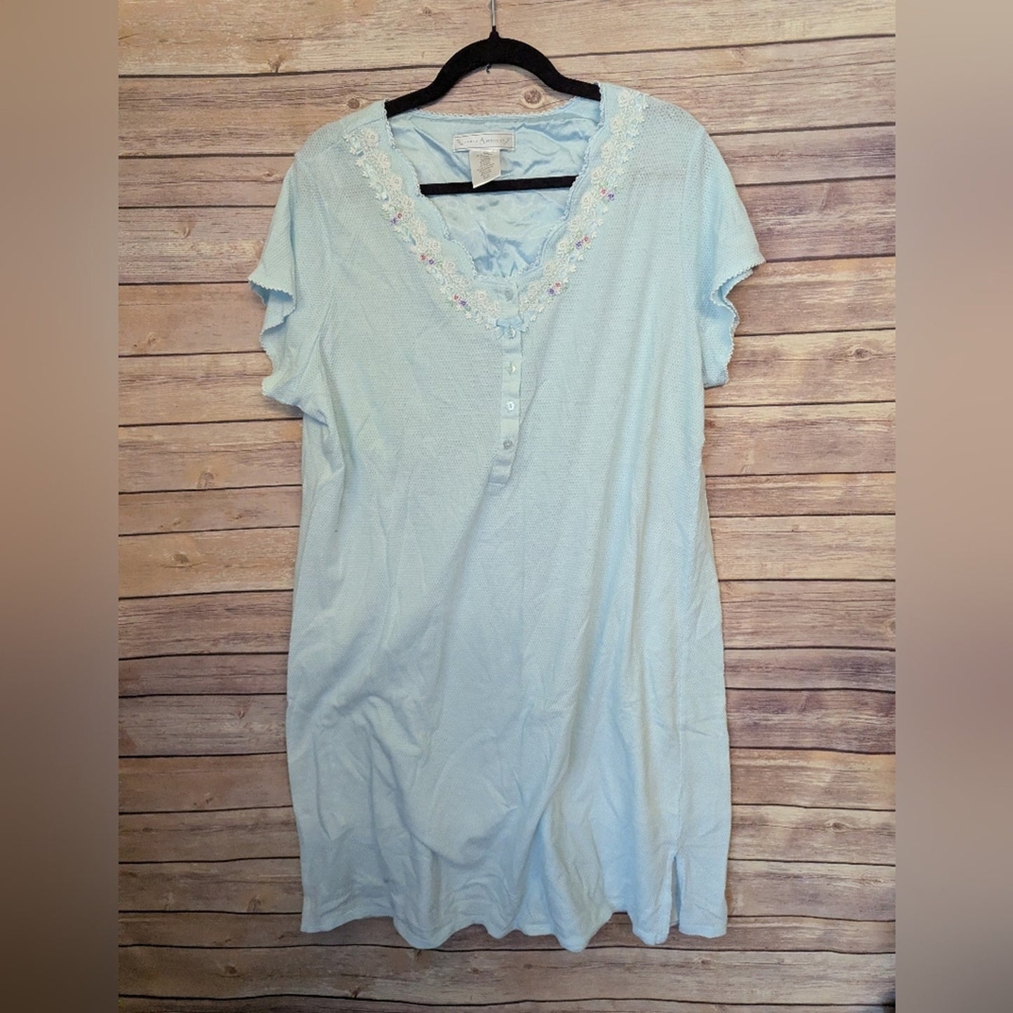 Earth Angels XL Light Blue Waffle Knit Sleep Shirt Nightgown Lace Trim Floral Em