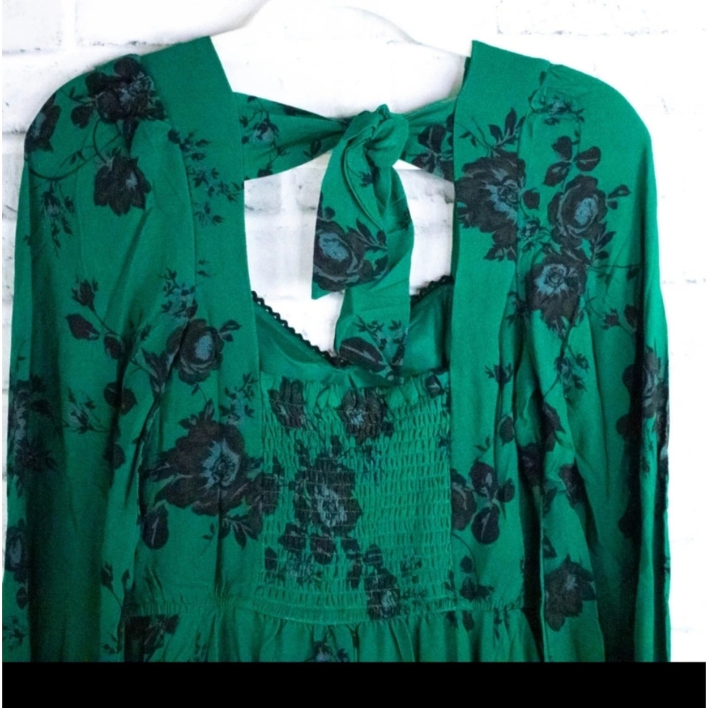 Free People-Bnd of the Free- Emerald Green Floral Mini Dress. Size S