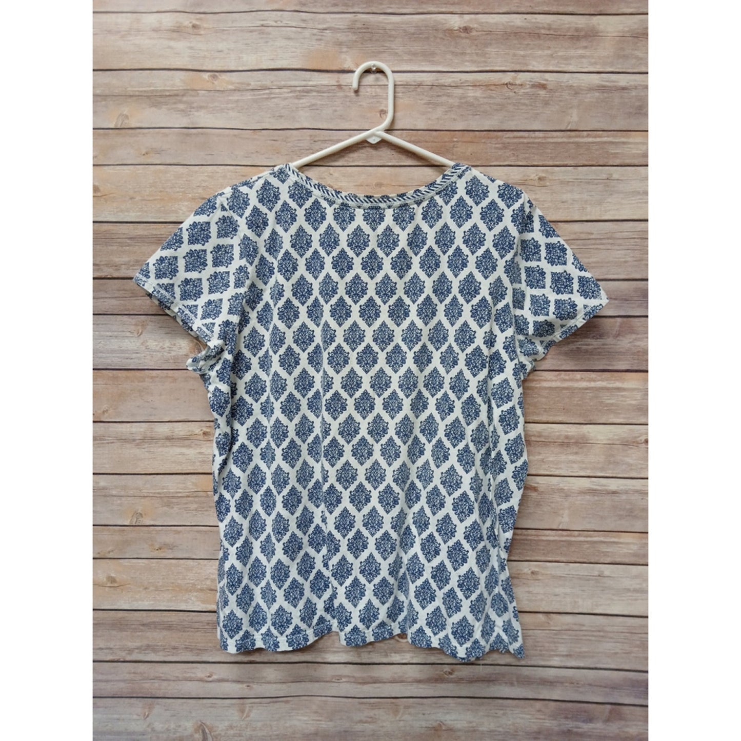 Carole Hochman Blue & White Blouse. Size 2XL. RS 68