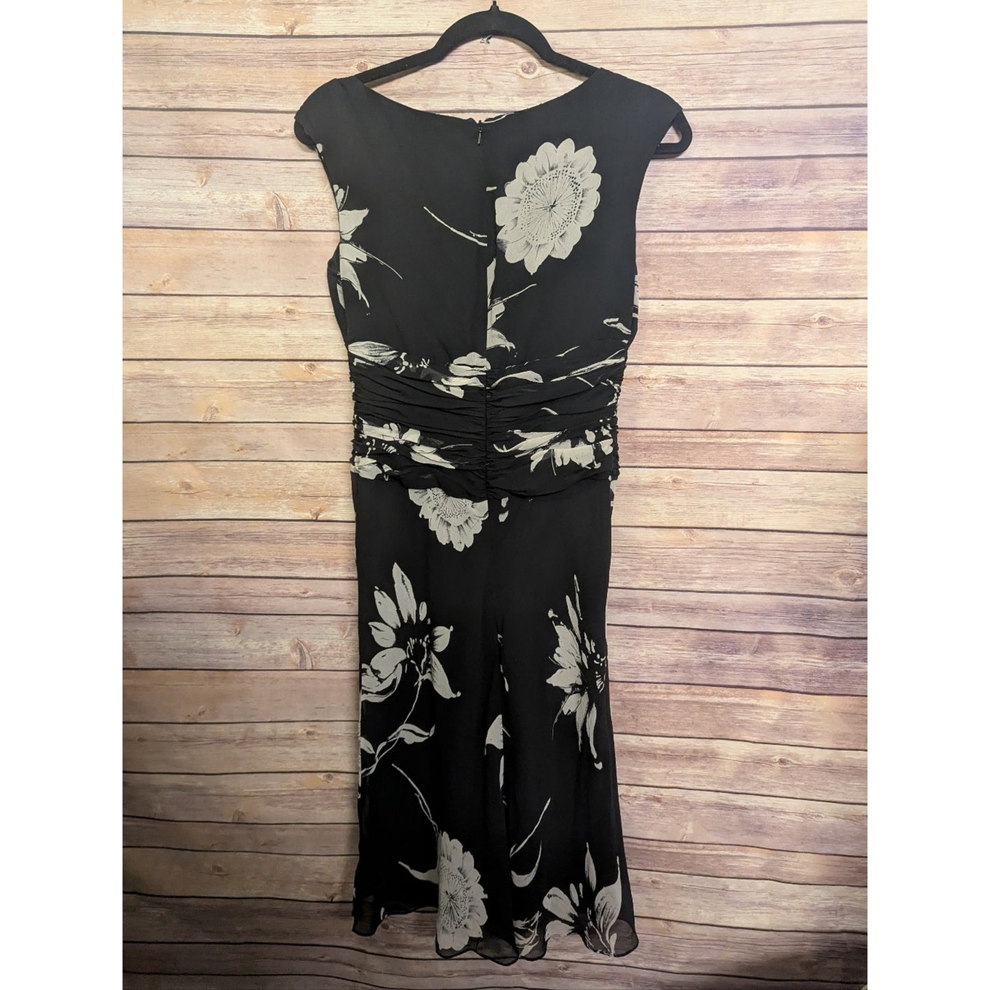 Jones New York Dress Petite 10P Black White Floral Silk Ruched Midi Cocktail Dre