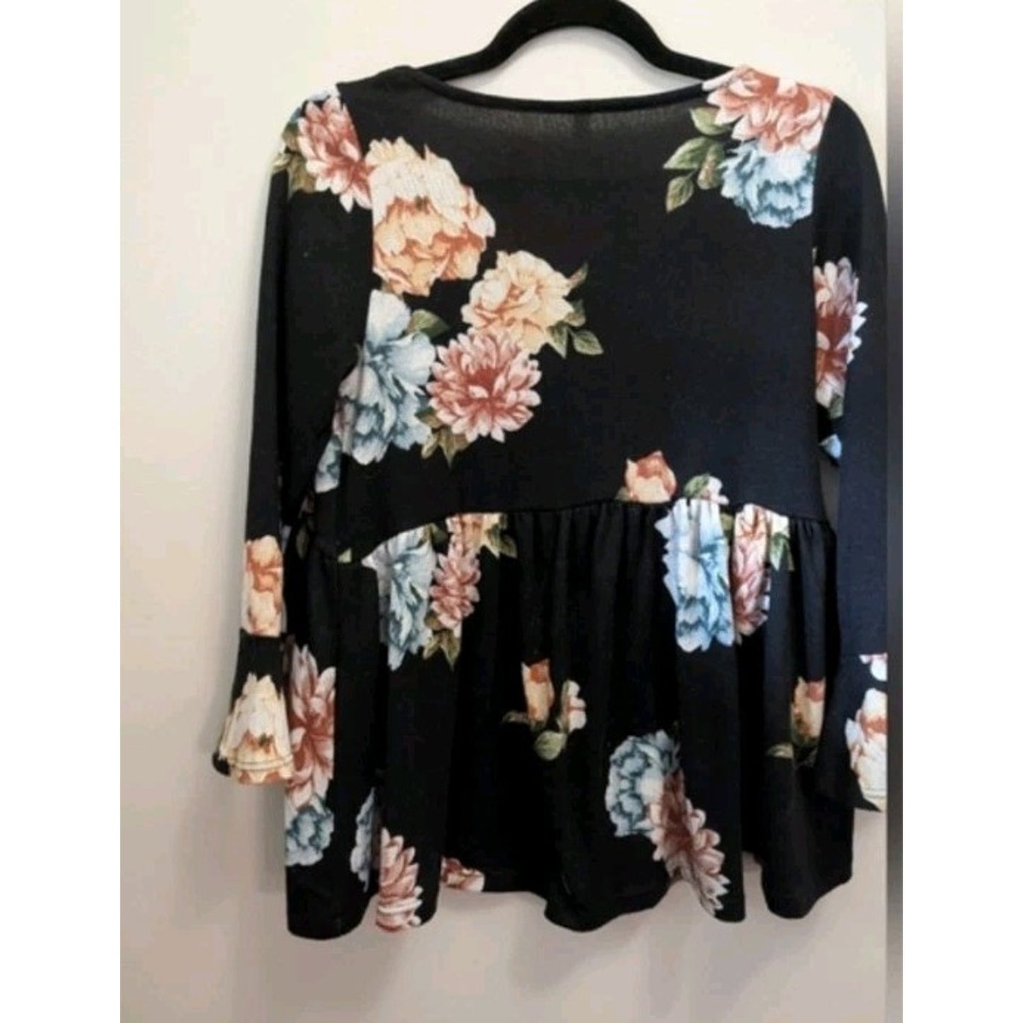 Emerald Sundae Black Floral Peplum Top Size S Bell Sleeve Square Neck Blouse