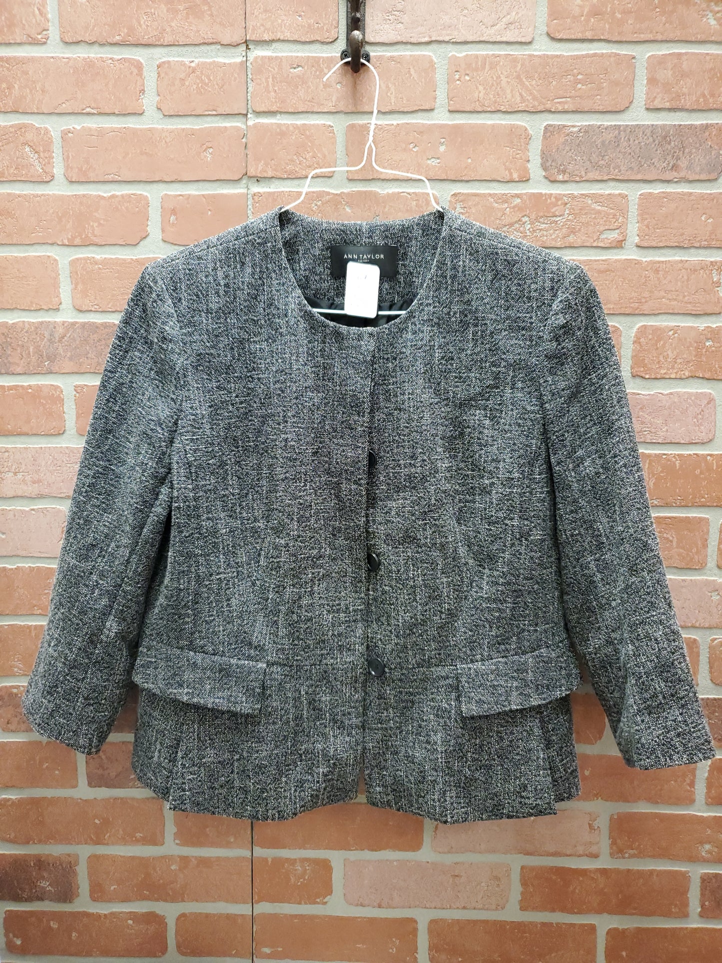 Ann Taylor Grey Blazer, size Large.  RS 67