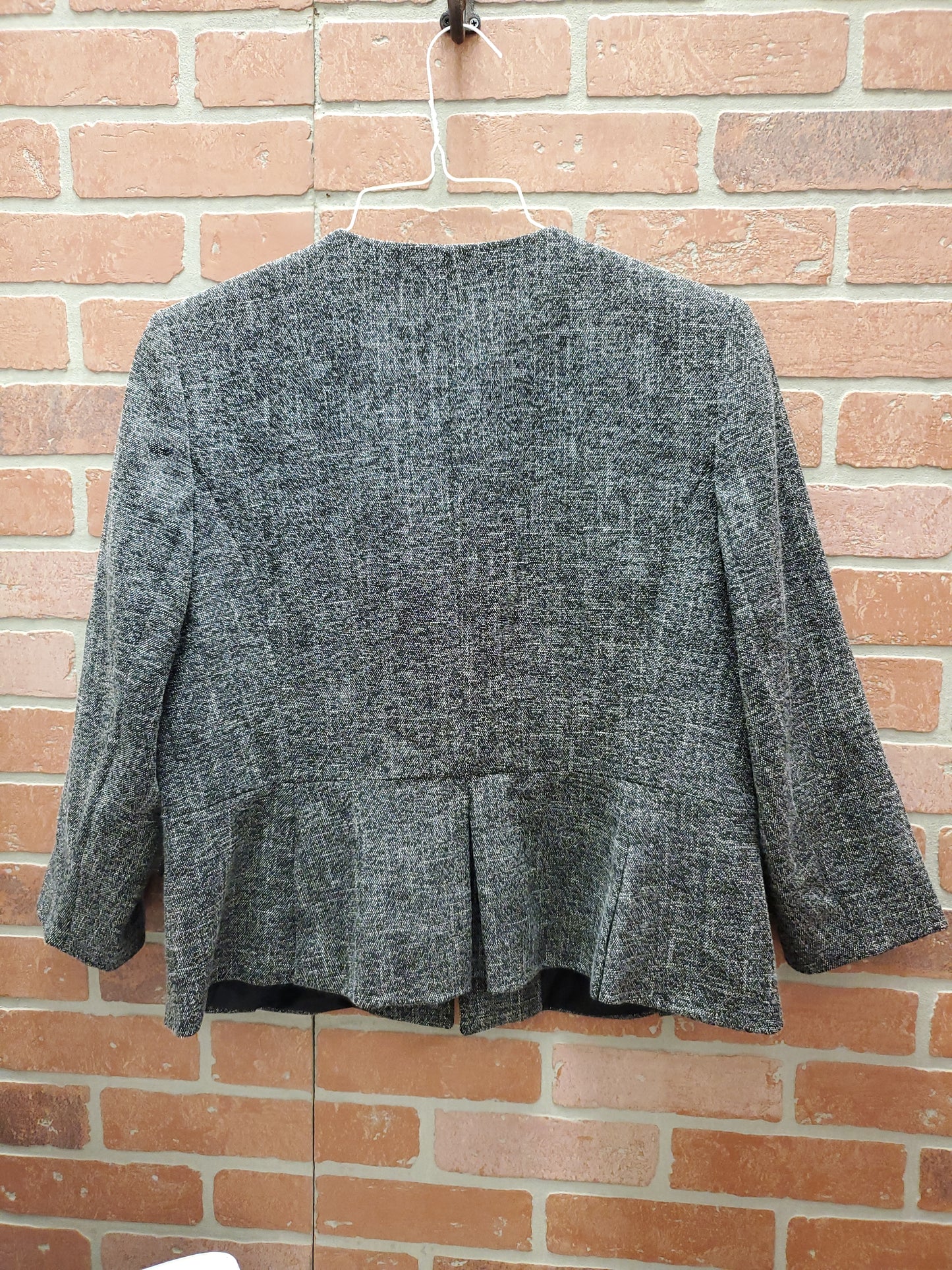 Ann Taylor Grey Blazer, size Large.  RS 67