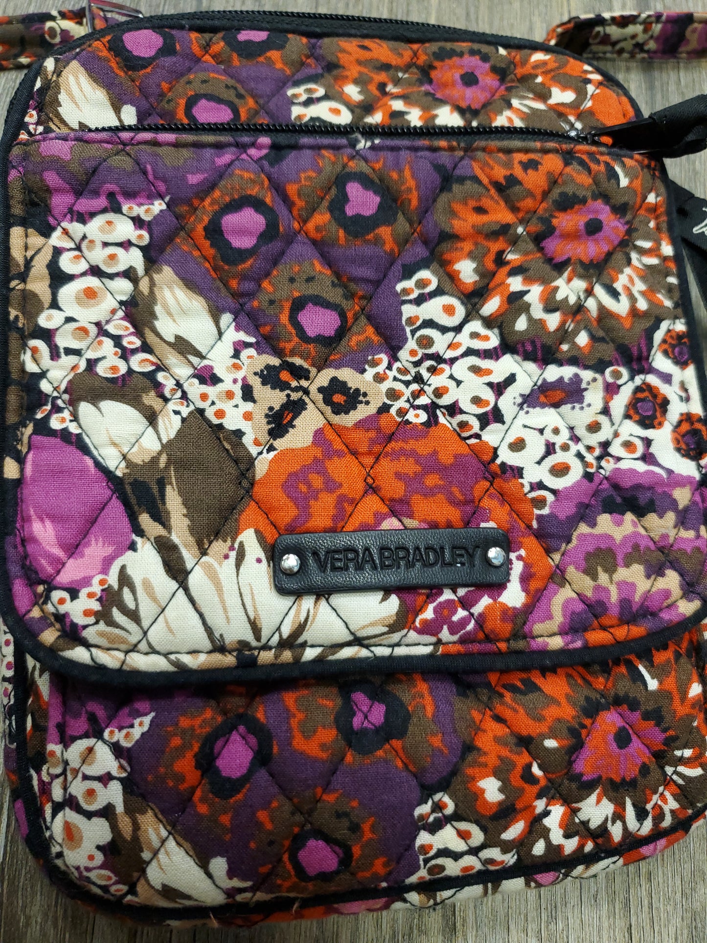 Vera Bradley Purse. RS 80