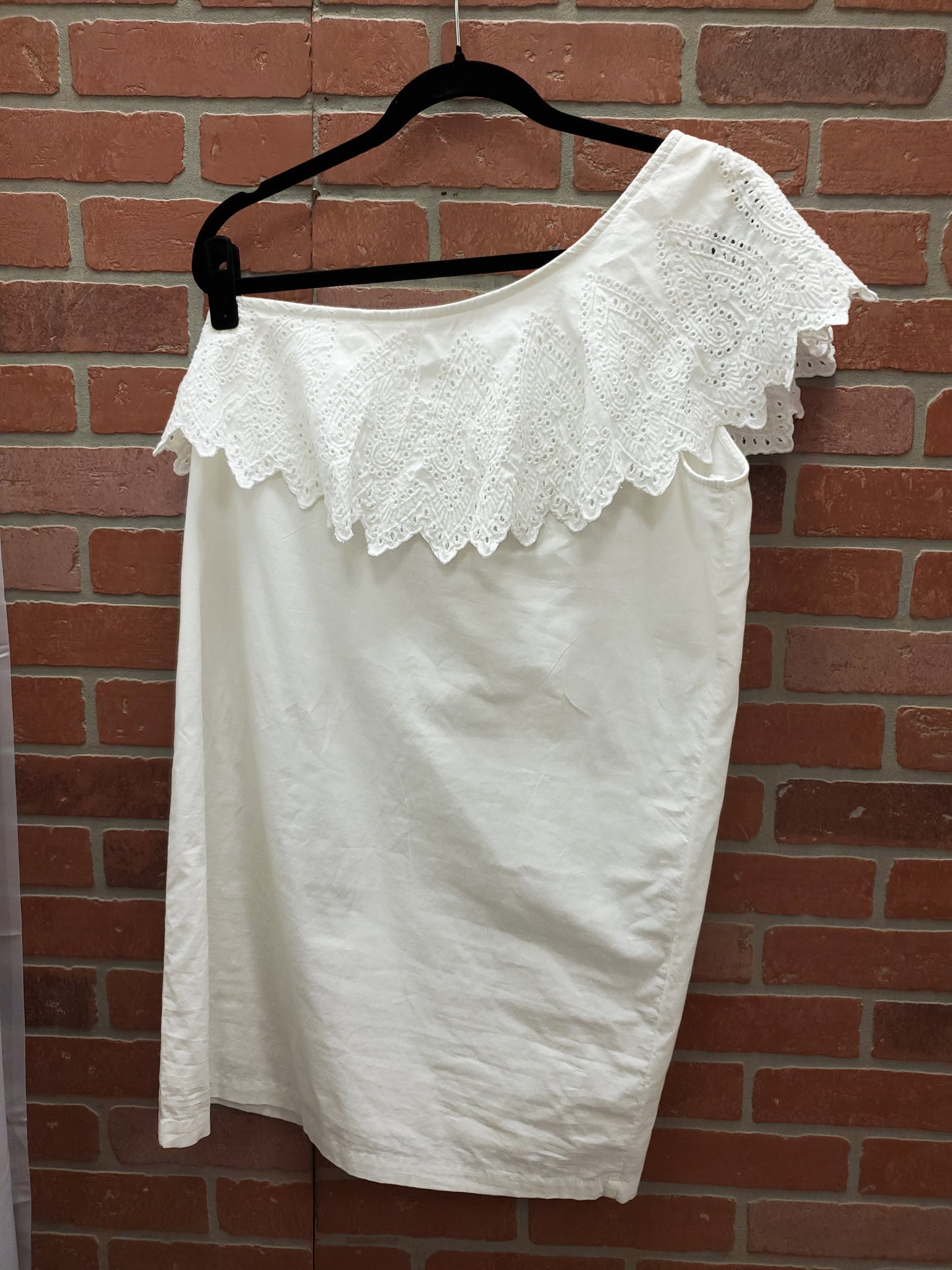 Mudpie. White Dress. Size M. RS 32