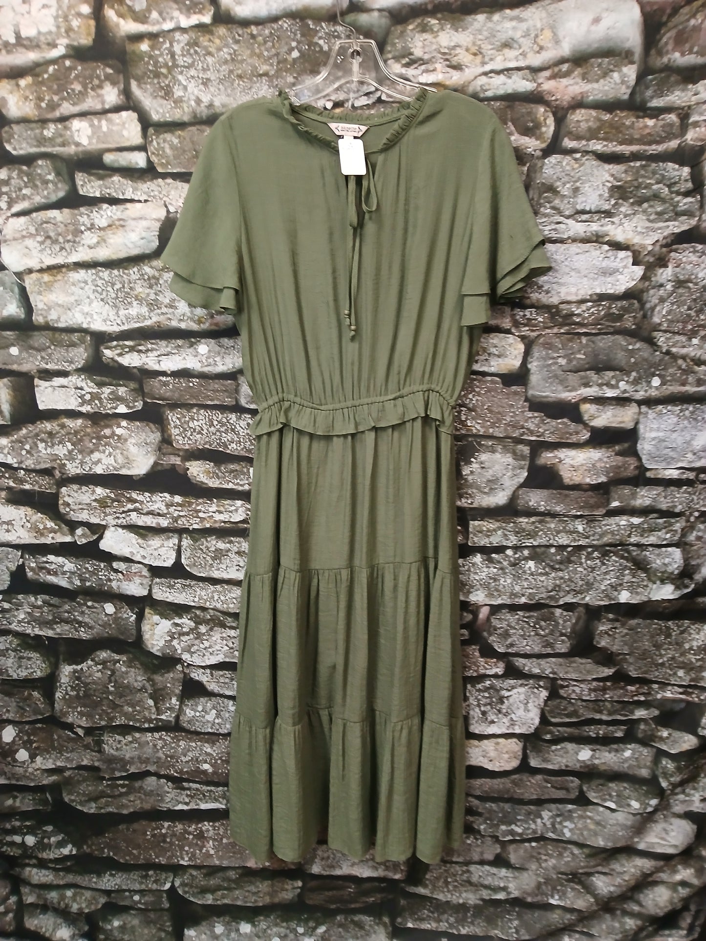 Green midi dress. Size 10. RS 29