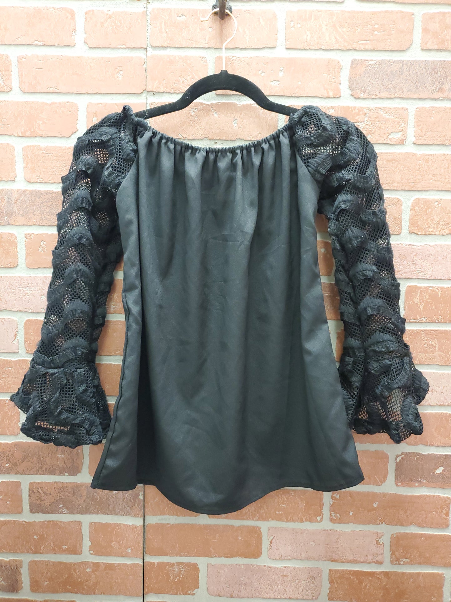 Black Balloon Sleeve Blouse. Size M. RS 99