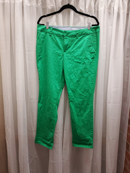 Stylus. Green pants. Size 12. RS 67