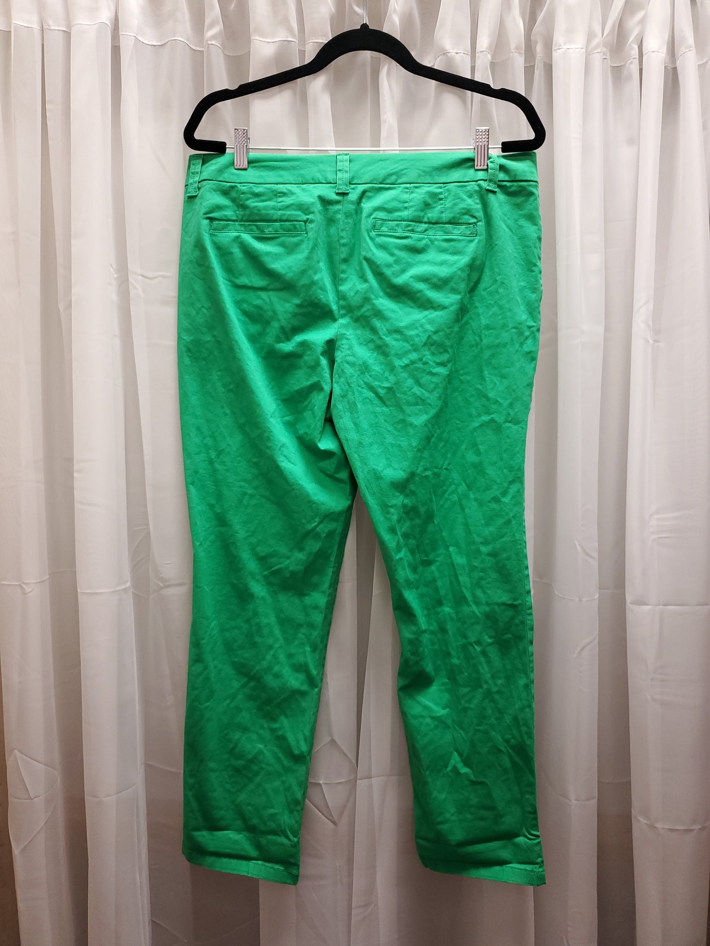 Stylus. Green pants. Size 12. RS 67