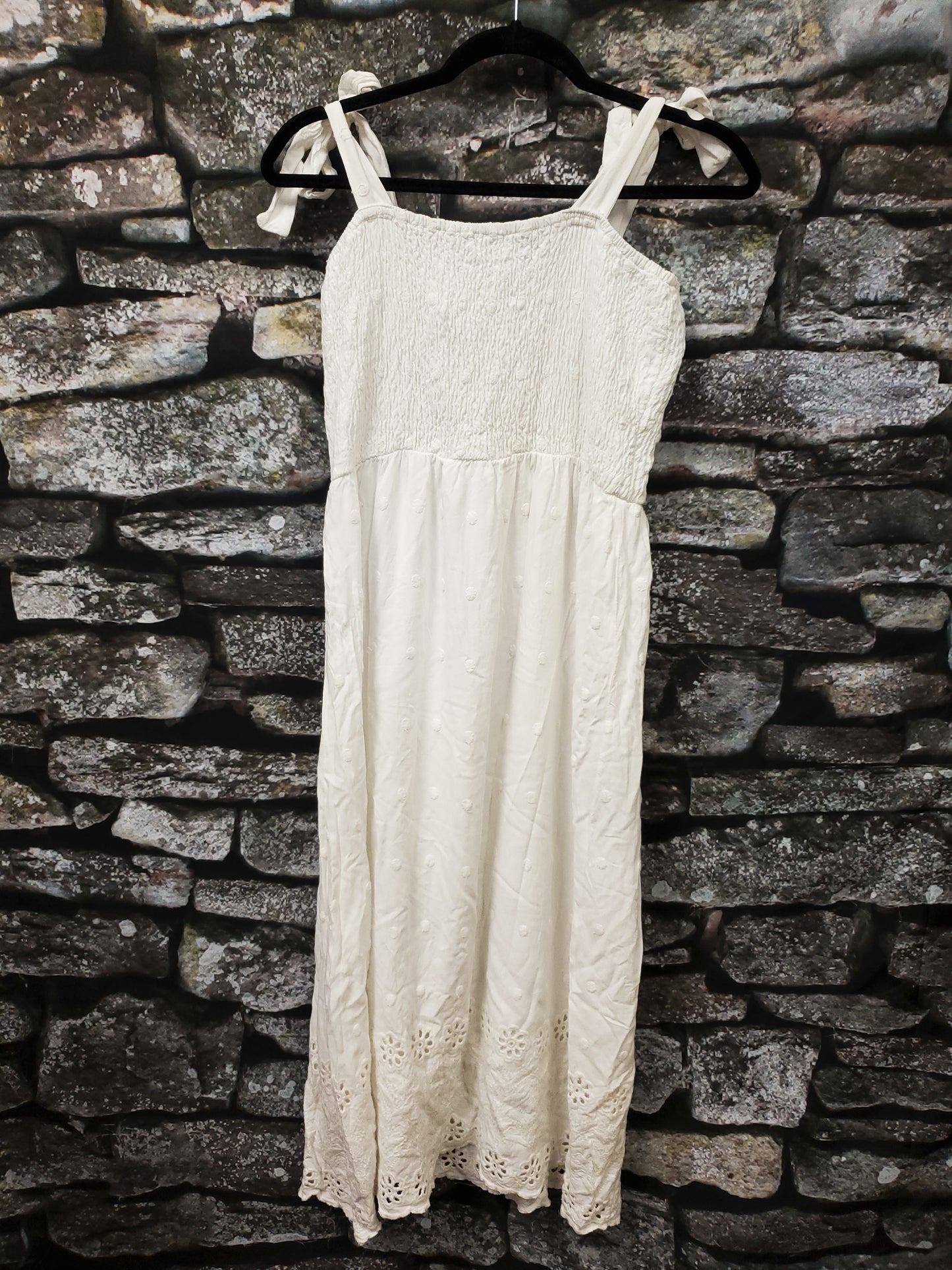 Jessica Simpson. White Sundress. Size L. RS 78